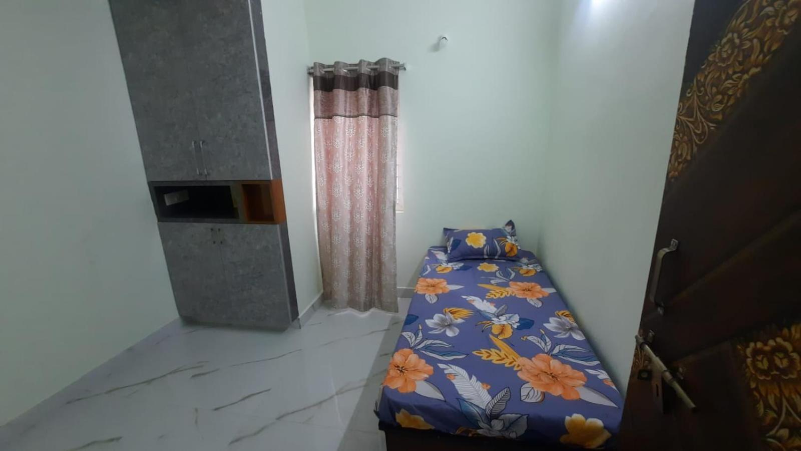 Hasinihomes 3bhk Brand New New Service Jntu Nizampet Pragathi Nagar *