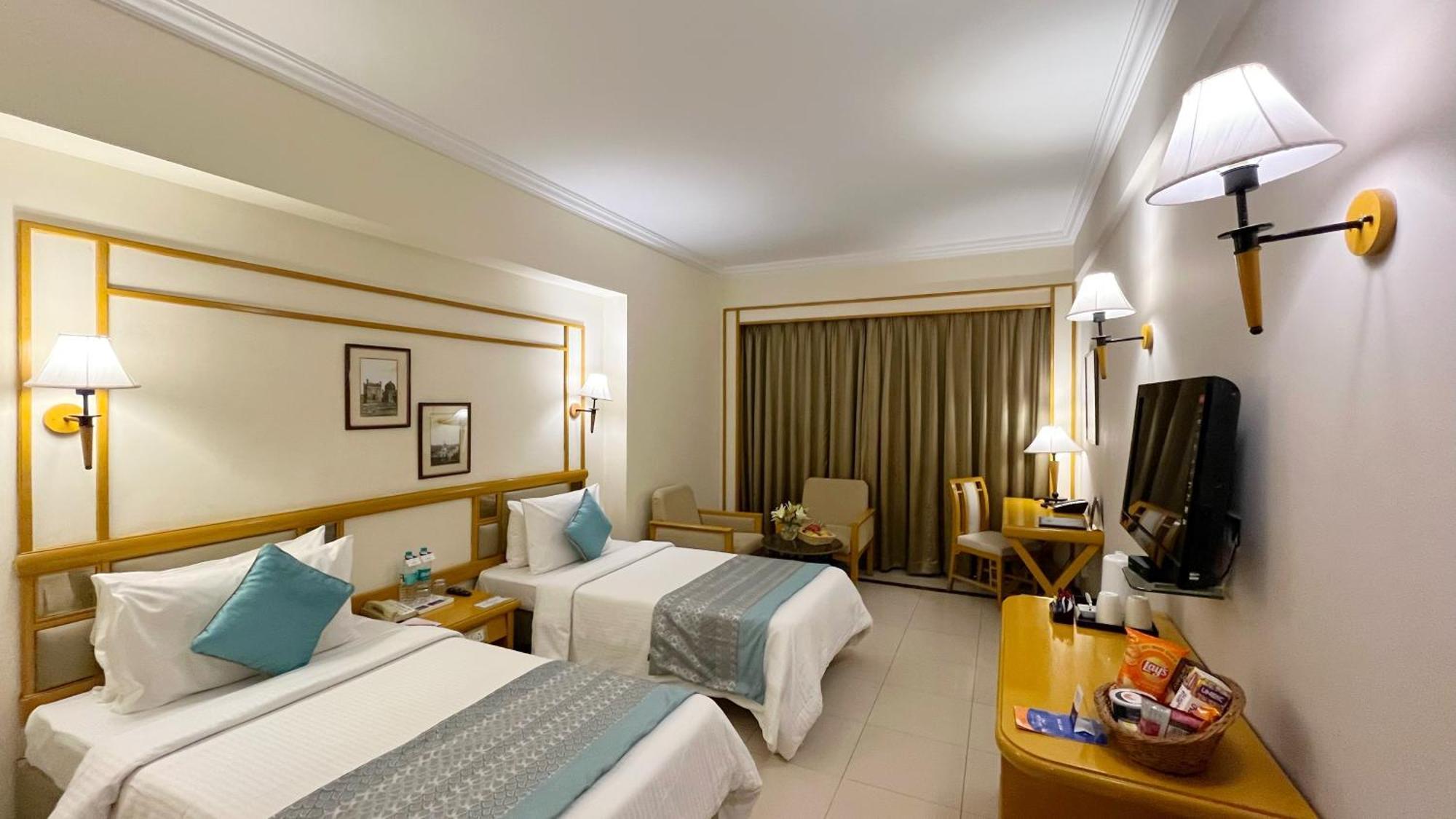 Aditya Park-a Sarovar Portico 4* Hyderabad