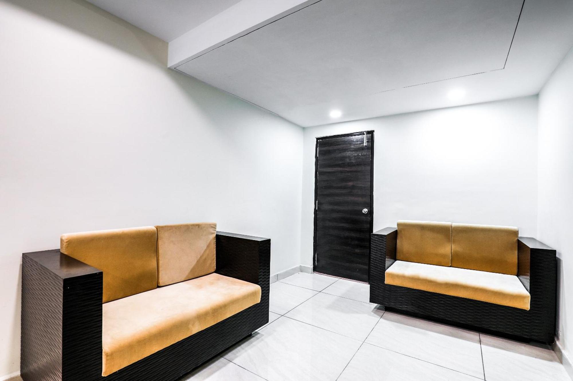 O Ulavcharu Hotel 3*