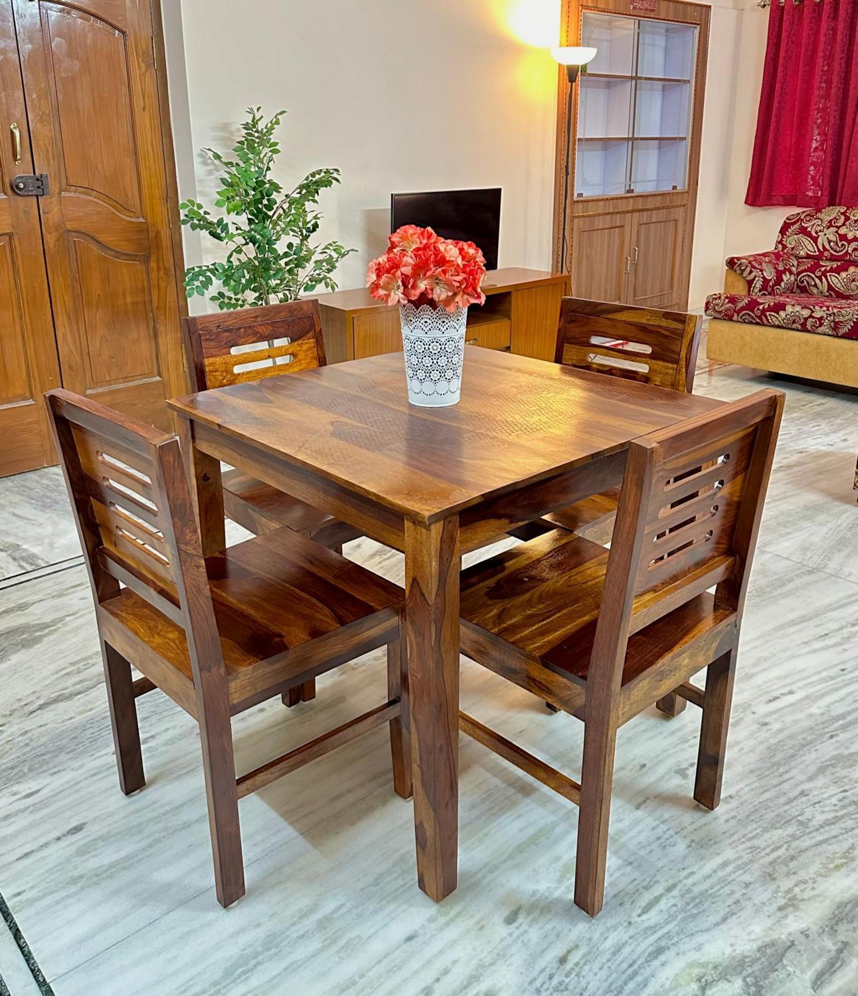 Apartment Upscale 2bhk In Downtown Hyderabad