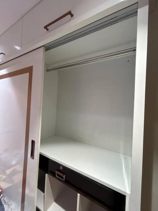 Apartment Park View Flat With Ac