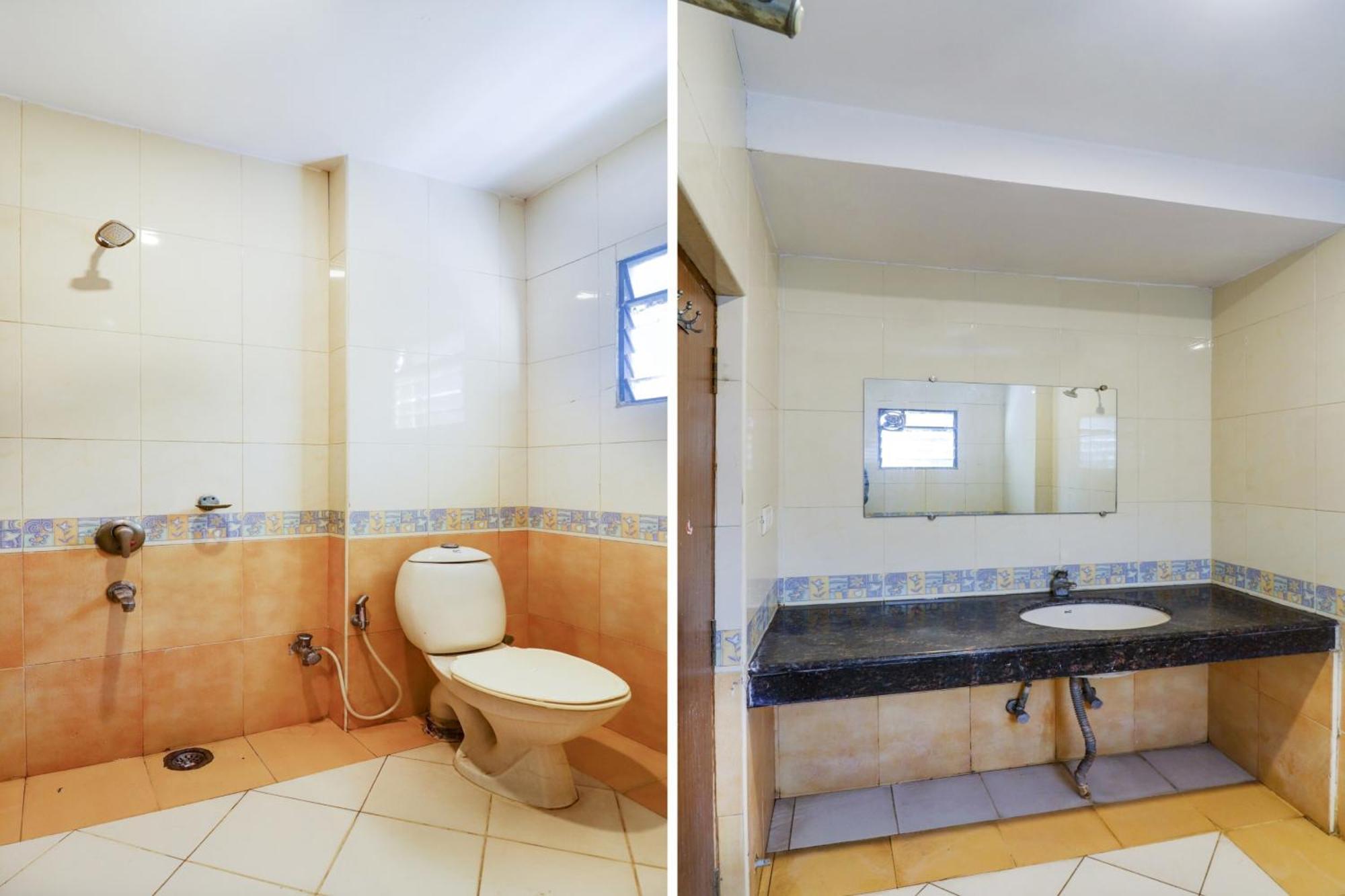 Hotel Super Collection O 77115 Vaishnavi Palace