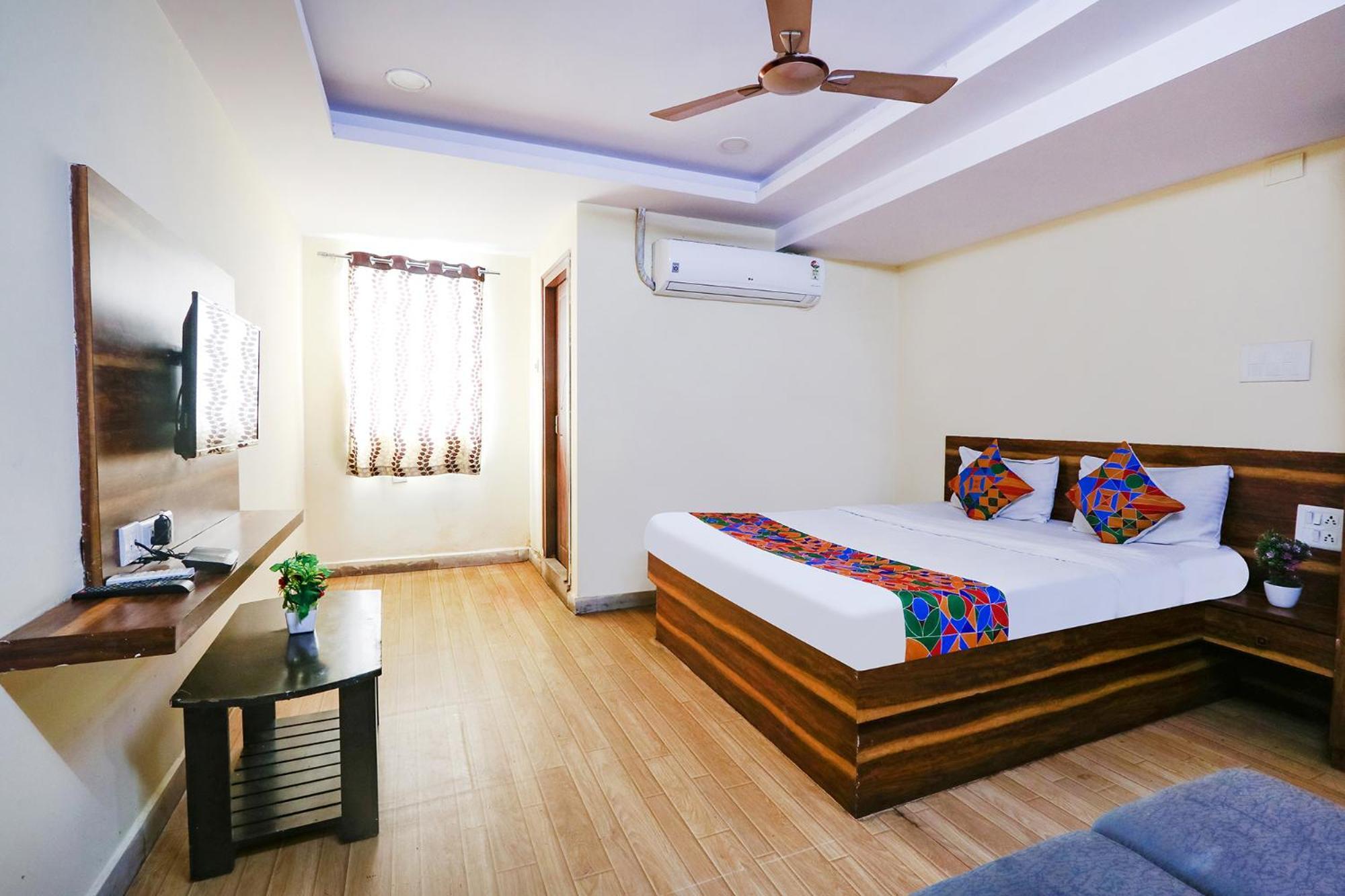 Fabhotel Sri Sai Grand 3* Hyderabad