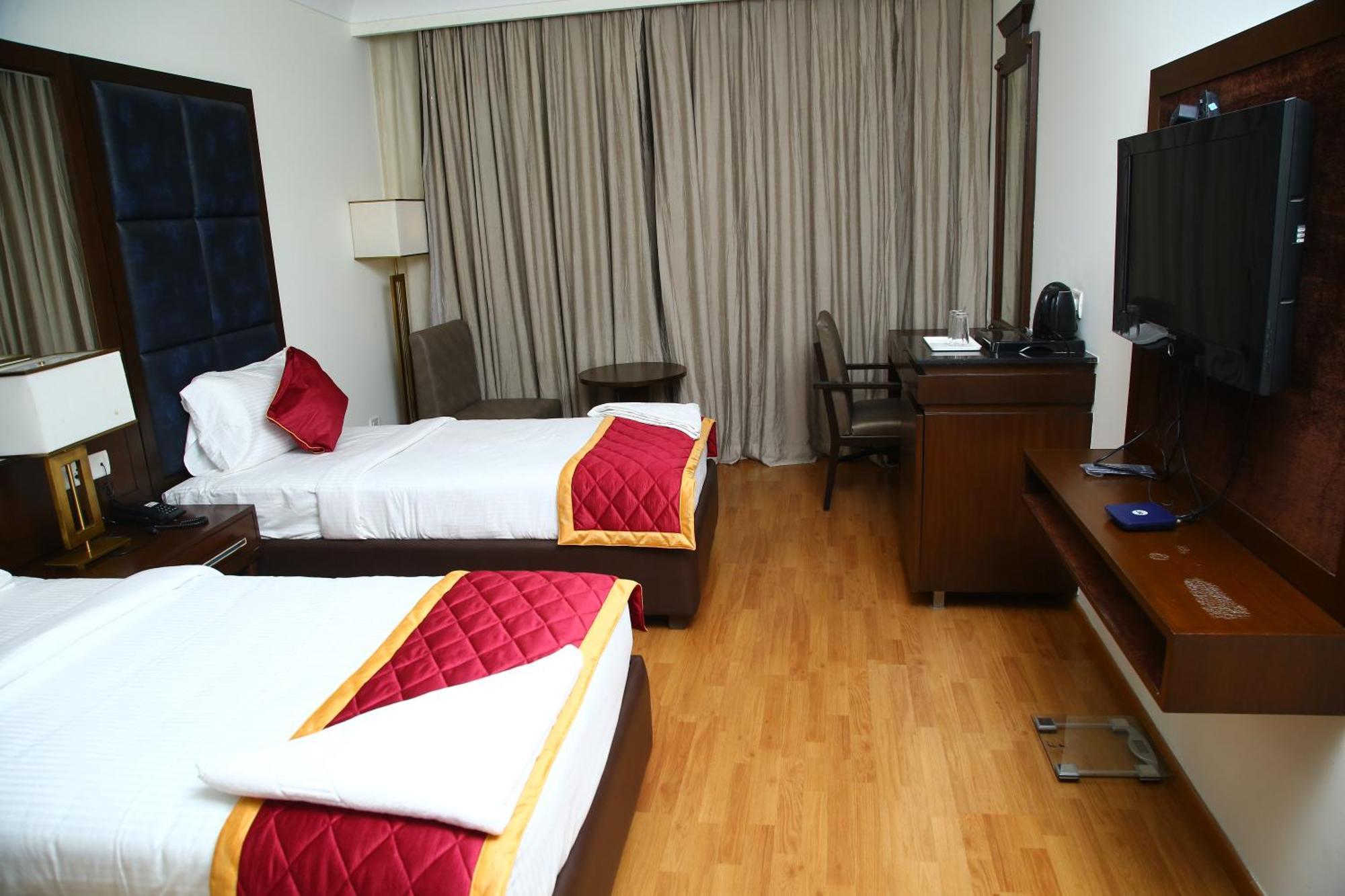 Hotel Svm Hospitality 3*