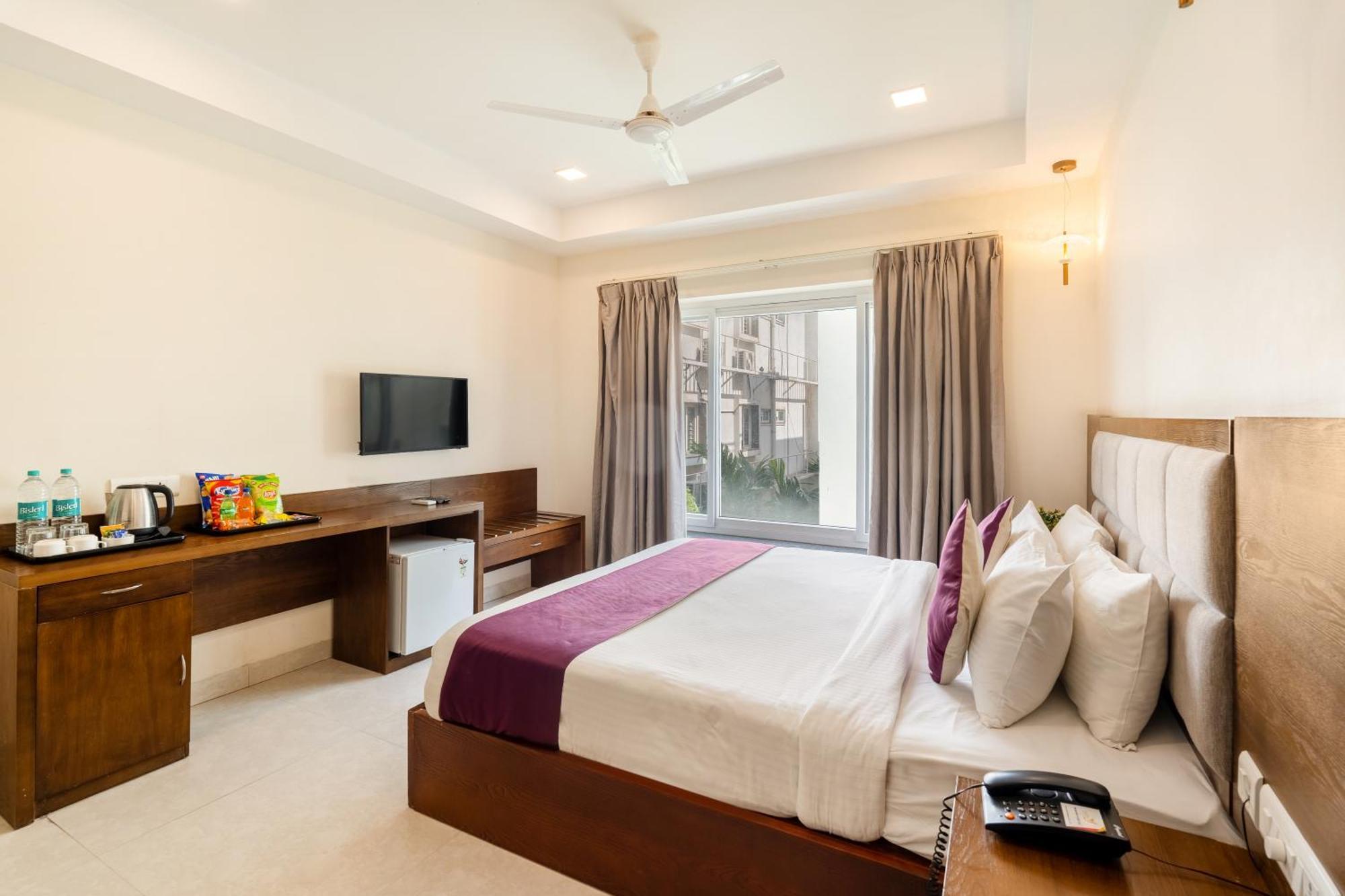 Hotel Destino By Monday Gachibowli 3*