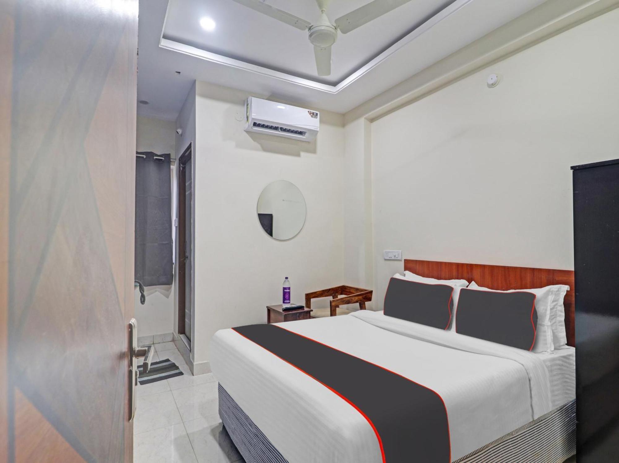 Hotel Super Hotel O Square Unique Suites