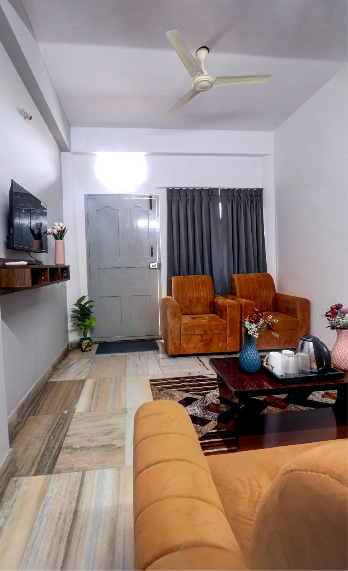 Apartment Veeksha Kiara Hospitalities - Rooms, & Near Kukatpally Rd