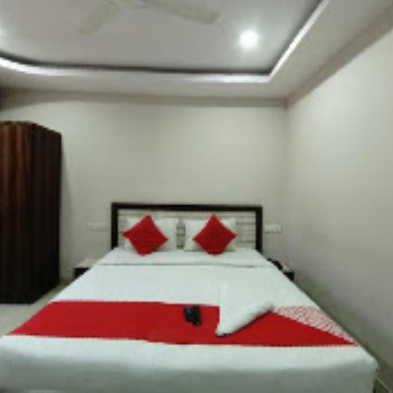 Comfort Hotel 4*