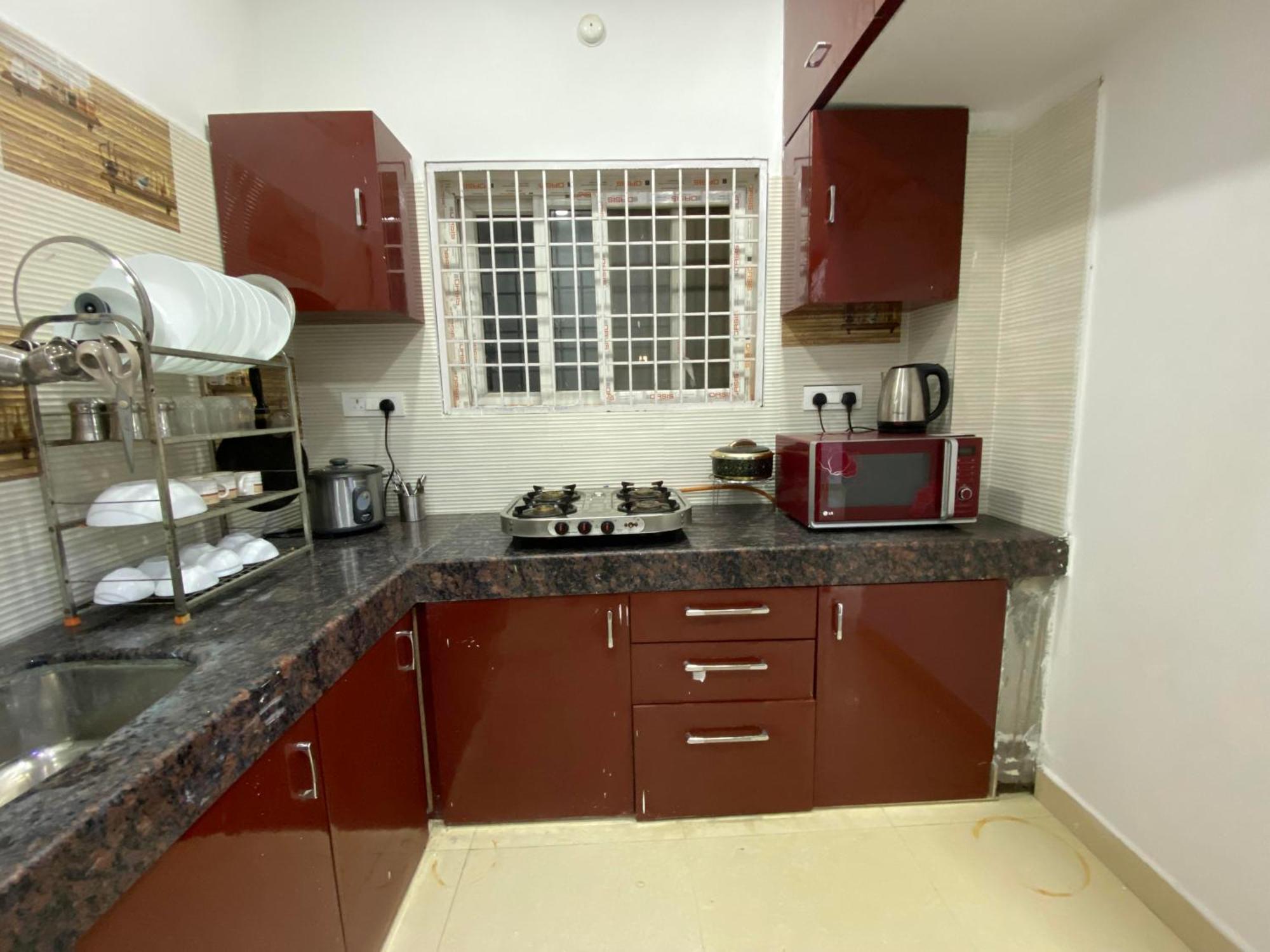 Srt Homely With Amenities * Hyderabad