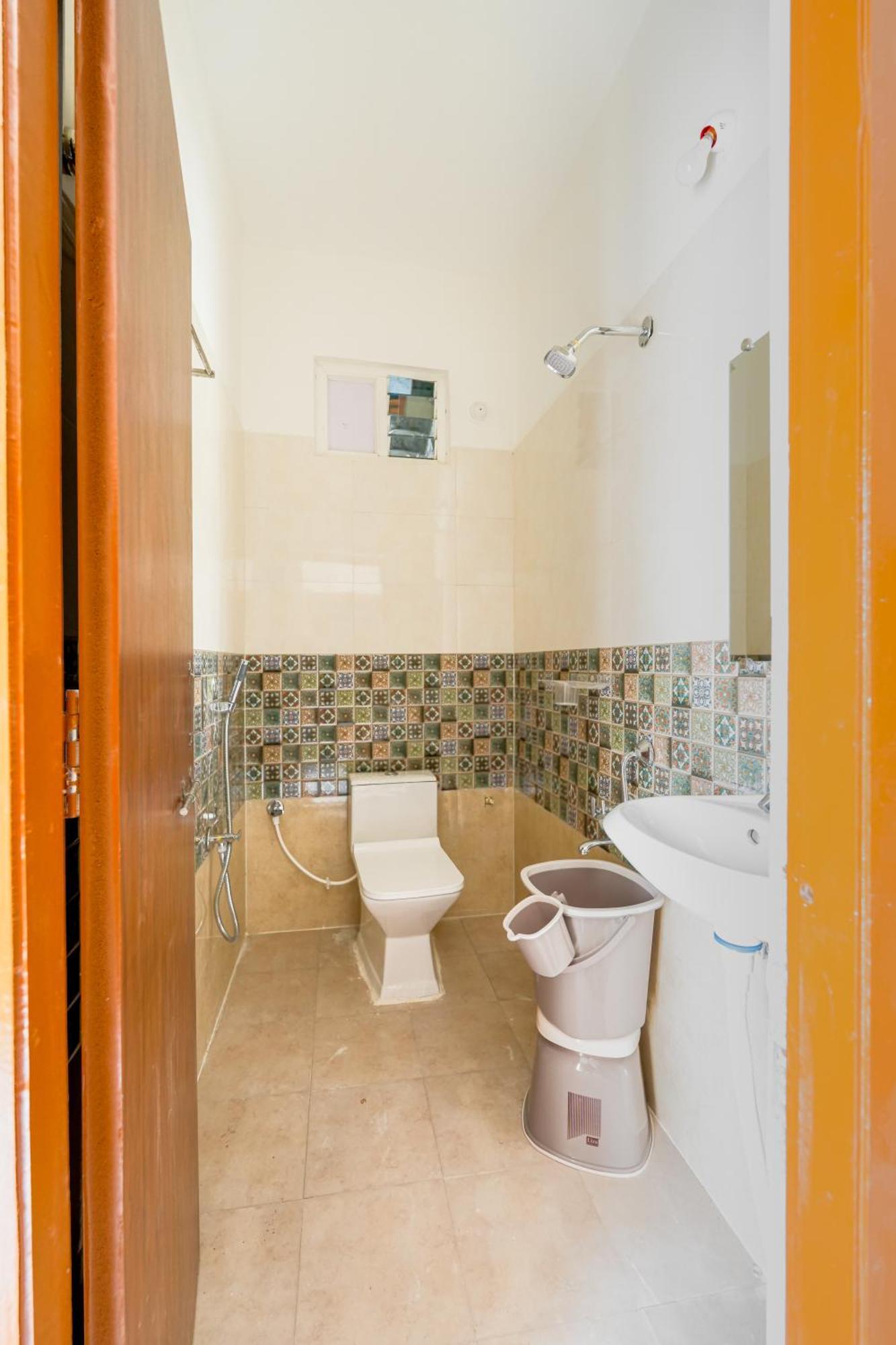 Ira Bigson Service - Kondapur Apartment *