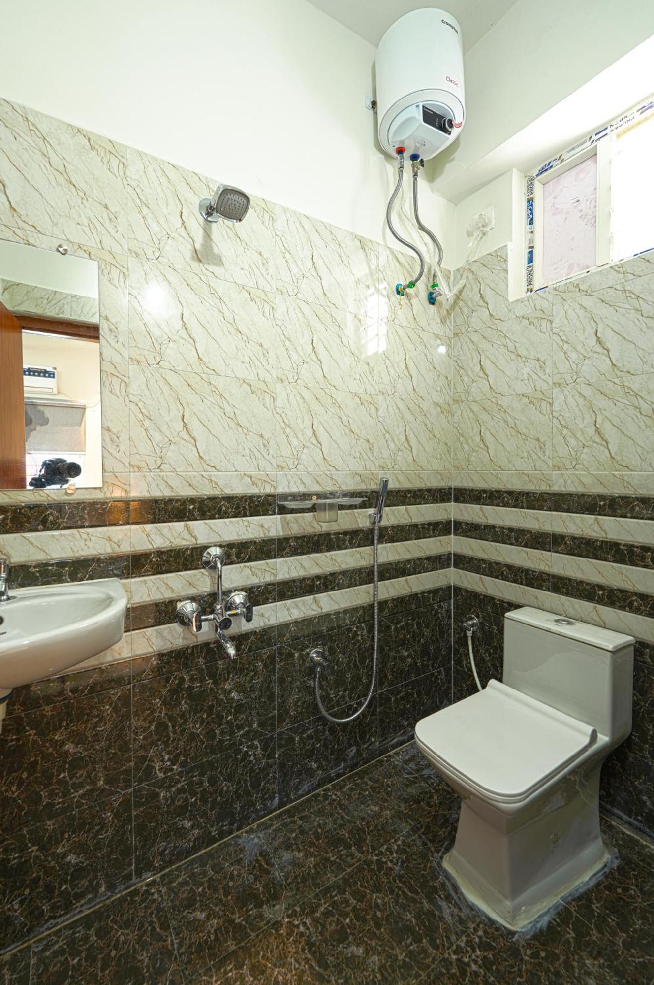 Apartment Ira Bigson Service - Kondapur Hyderabad