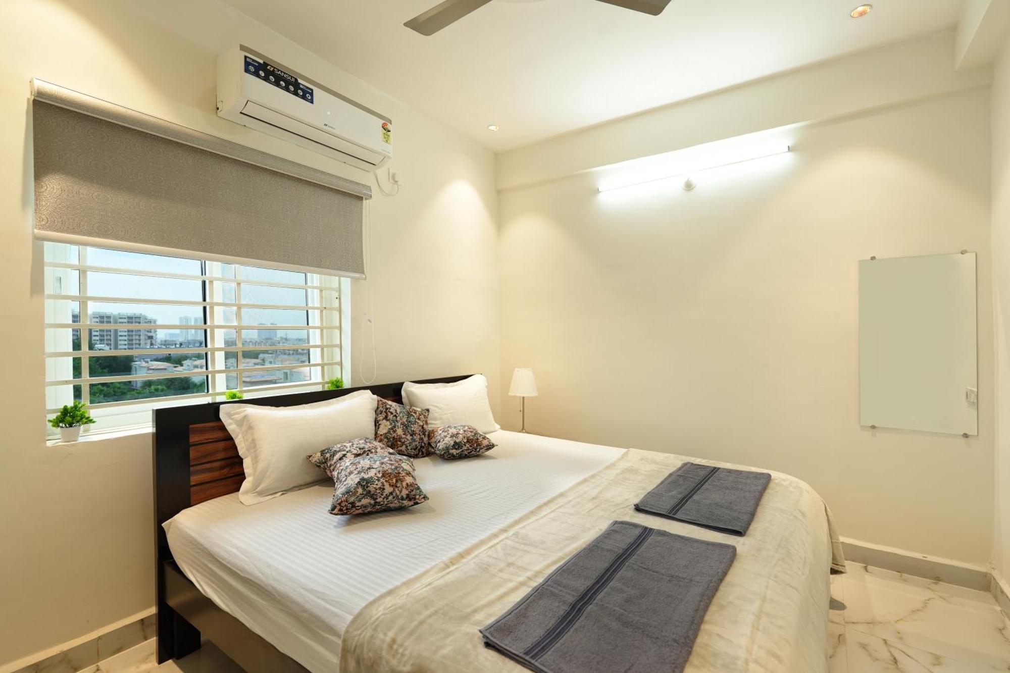 Ira Bigson Service - Kondapur Apartment *