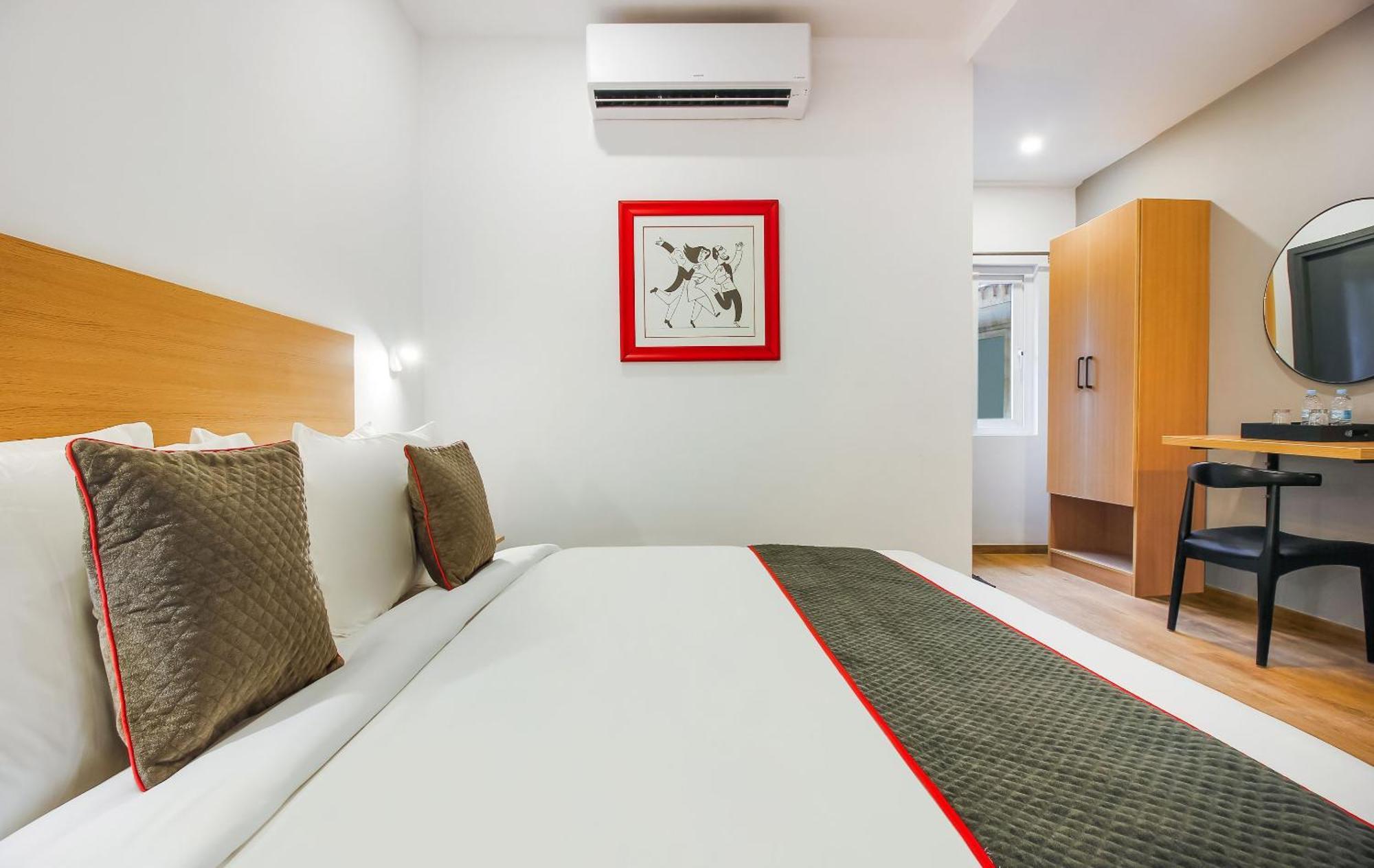 Super Townhouse The Cinco Near Esi Hospital Hotel Hyderabad