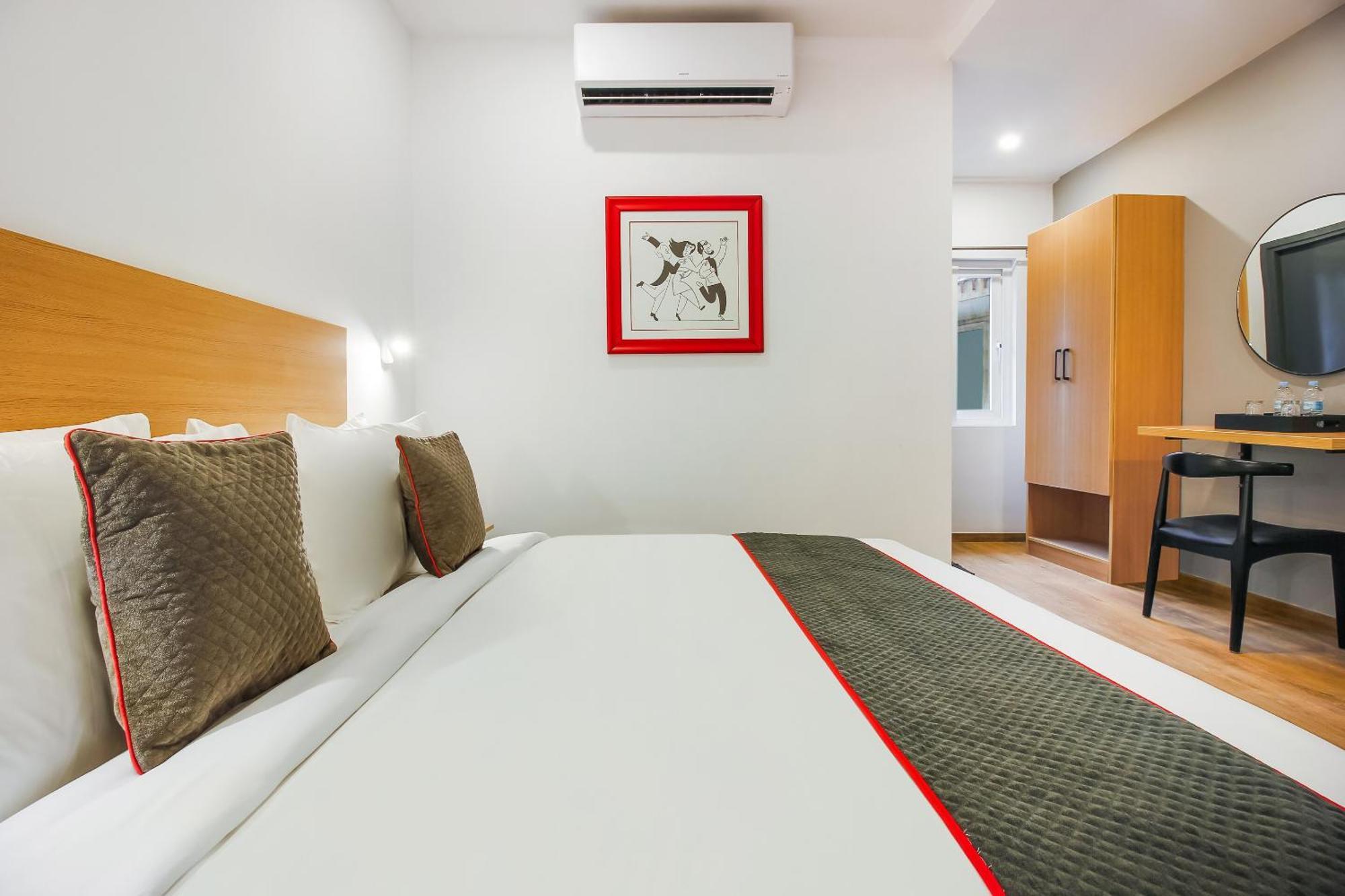 Super Townhouse The Cinco Near Esi Hospital 4* Hyderabad