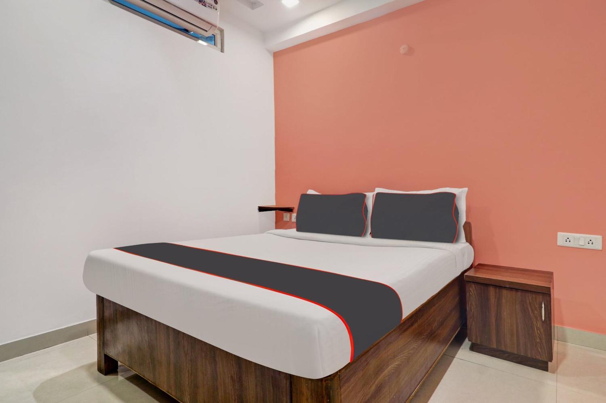 Hotel Super Capital O Qualia Gachibowli 3*