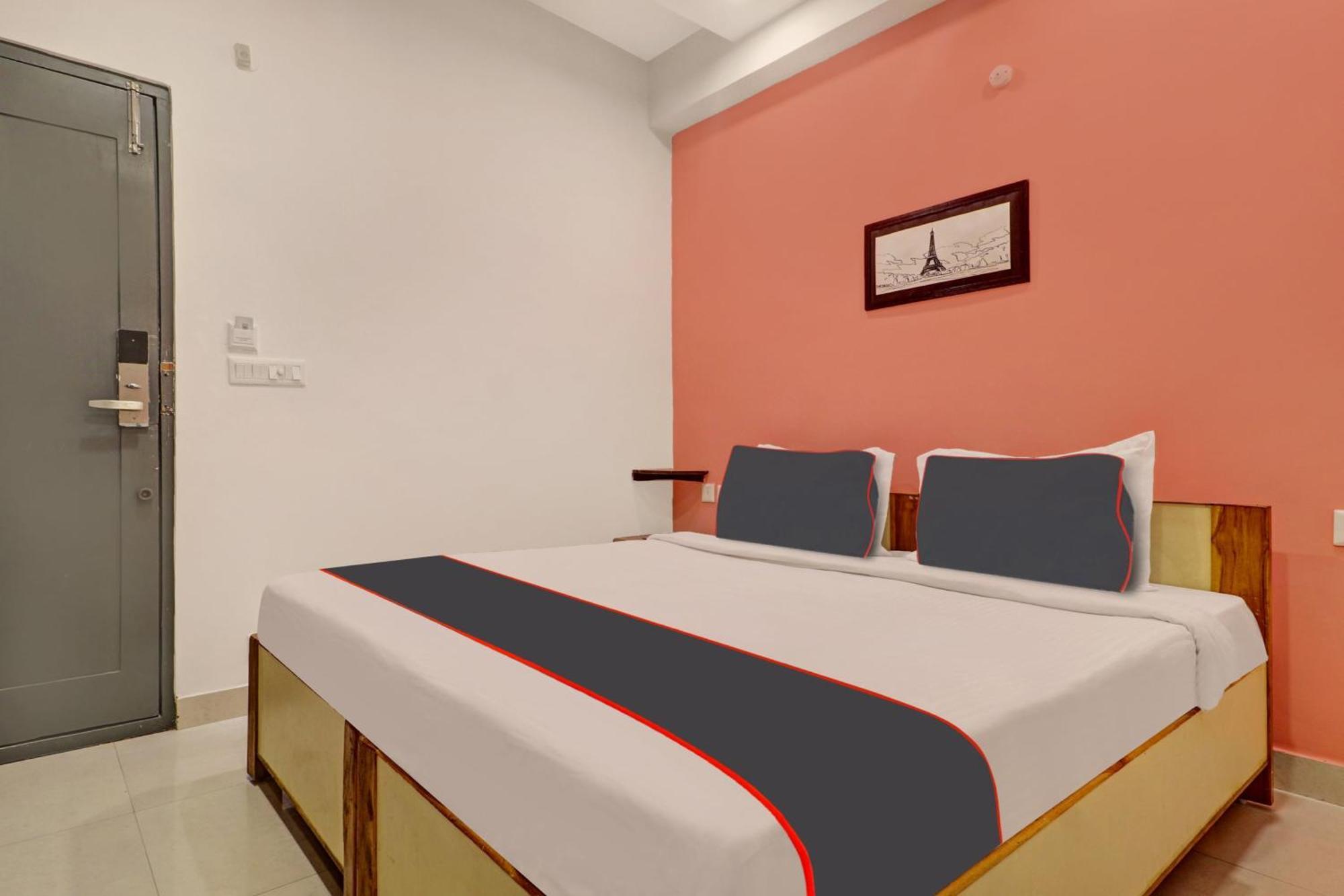 Hotel Super Capital O Qualia Gachibowli