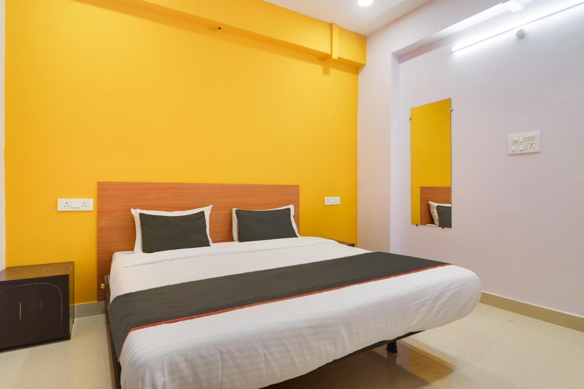 Super Collection O Rbs Kothapet-nagole Road 4*