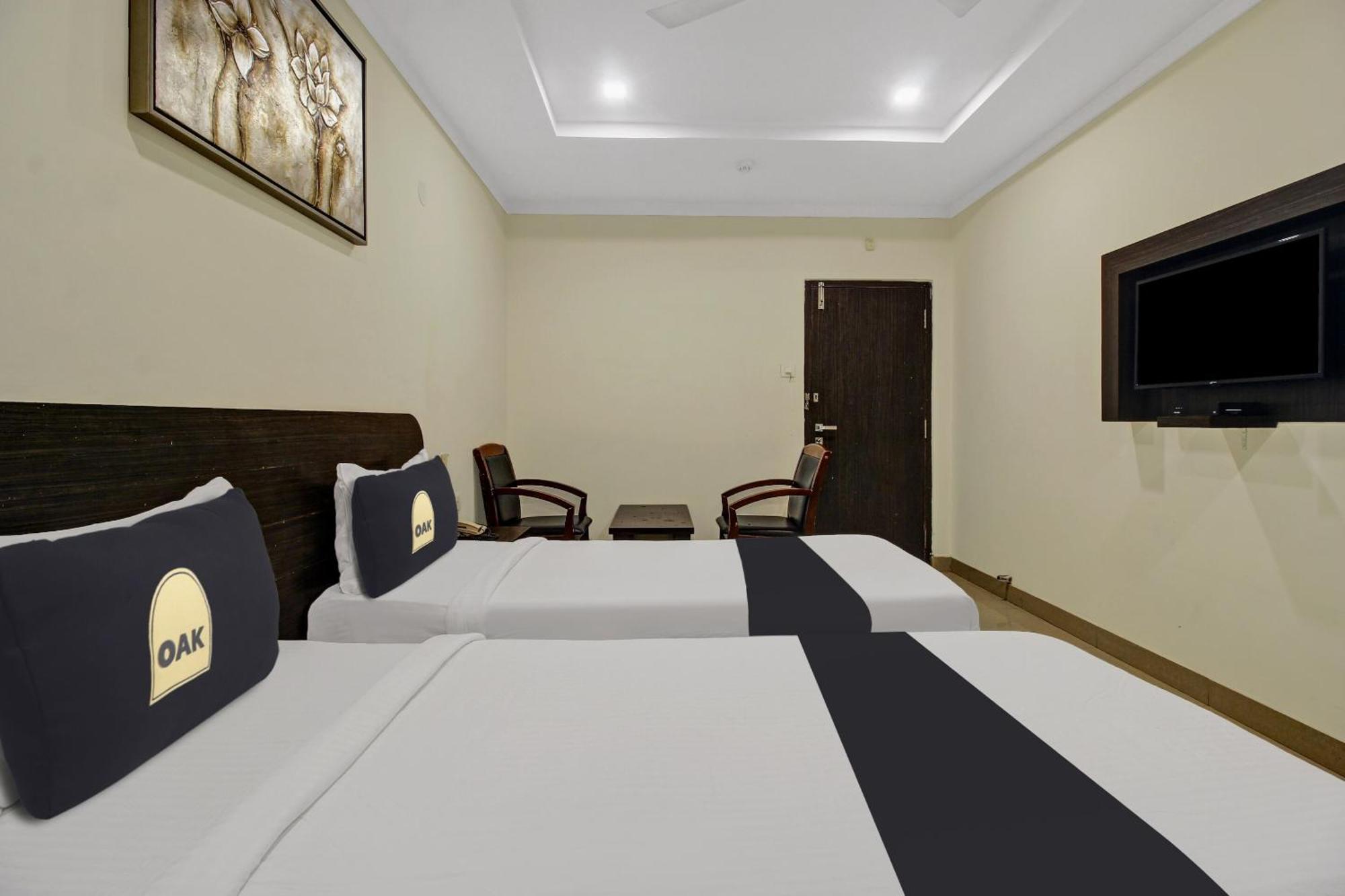 Super Townhouse Oak Lb Nagar Ramoji Hyderabad