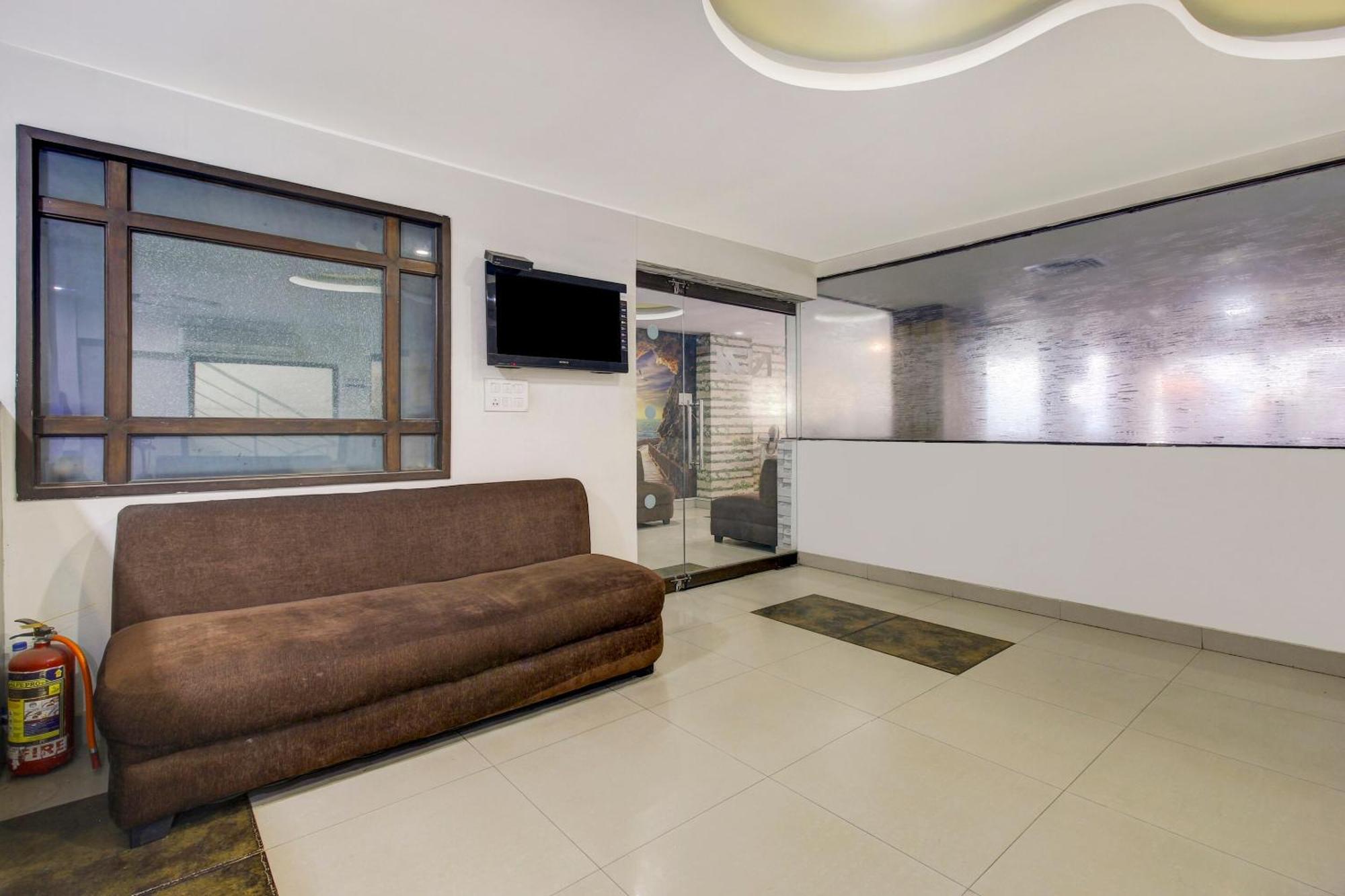Super Townhouse Oak Lb Nagar Ramoji Hotel Hyderabad