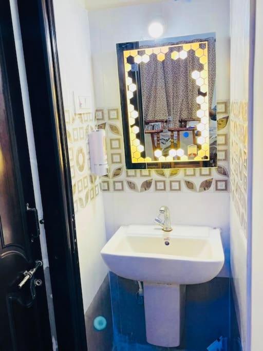 Apartment Deccan Raise Mehdipatnam Hyderabad