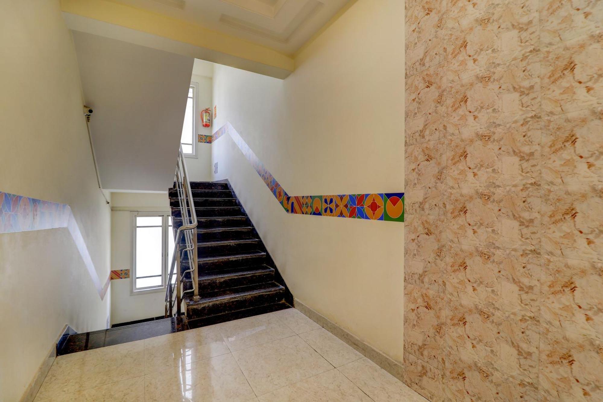 Aparthotel Homely 3bhk In The Heart Of The *