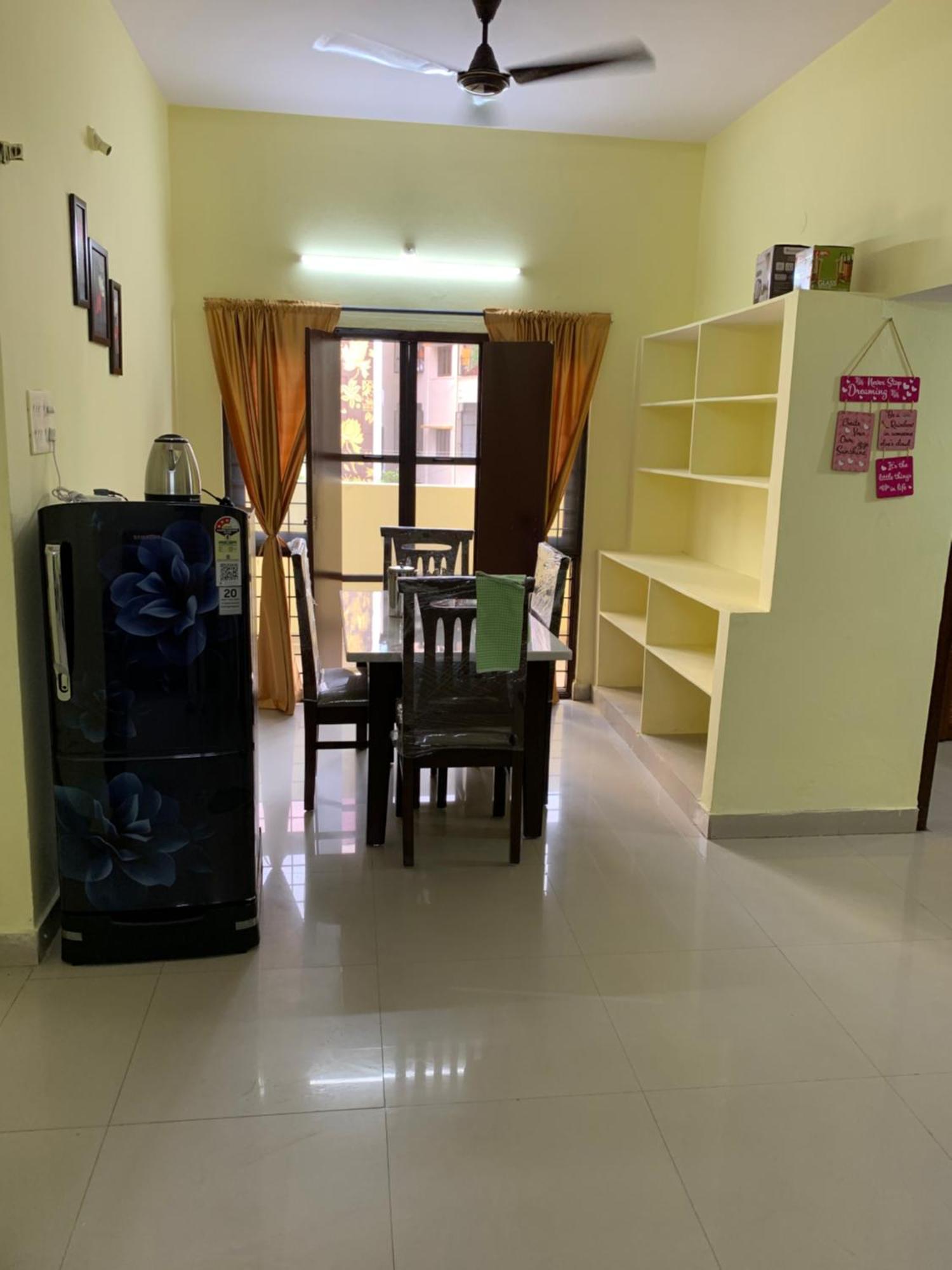 Kesarhomes Flt101 2bhk 1st Flr -homestay-lift-ac-kukatpally Apartment Hyderabad