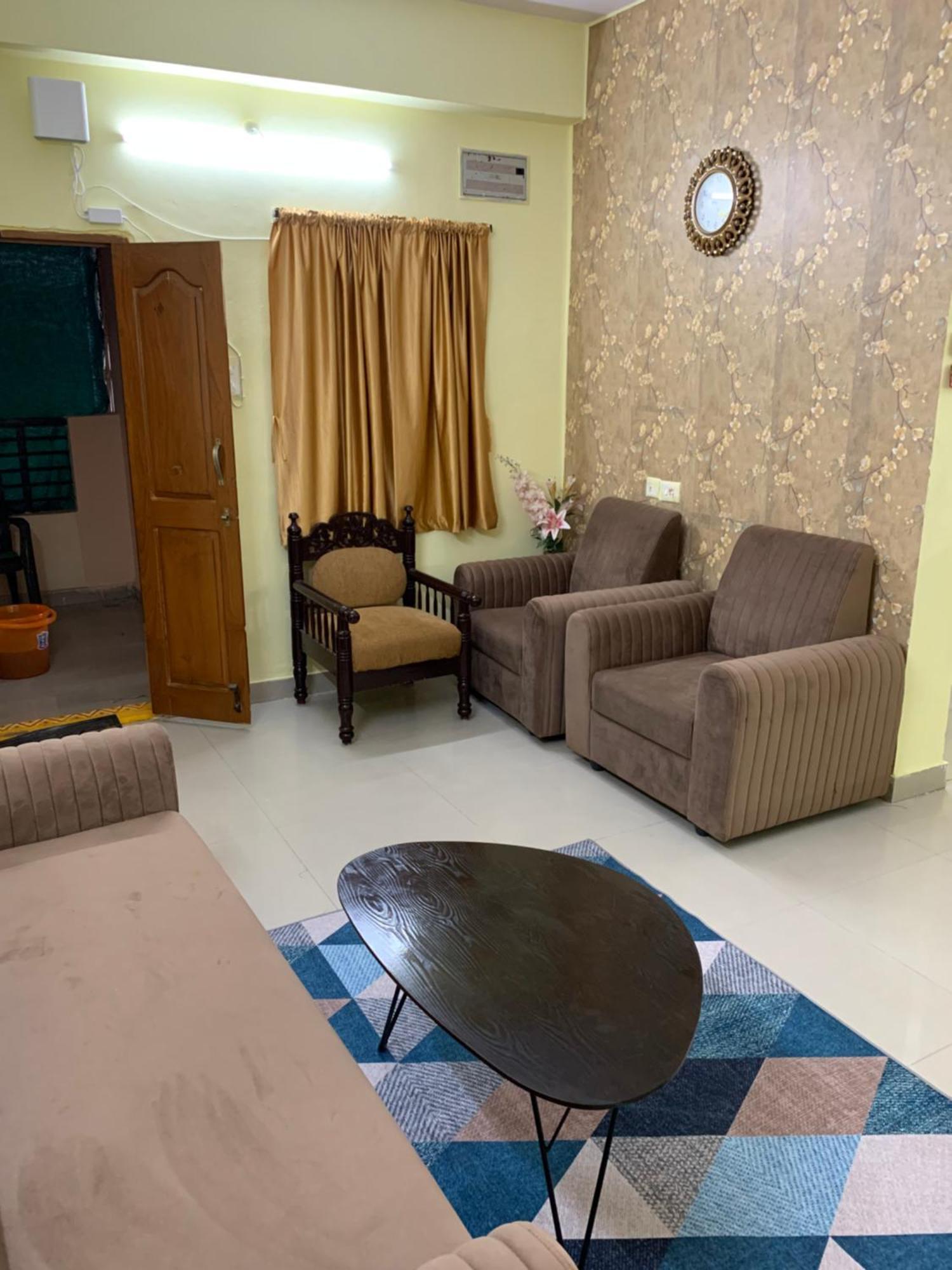 Kesarhomes Flt101 2bhk 1st Flr -homestay-lift-ac-kukatpally Apartment Hyderabad