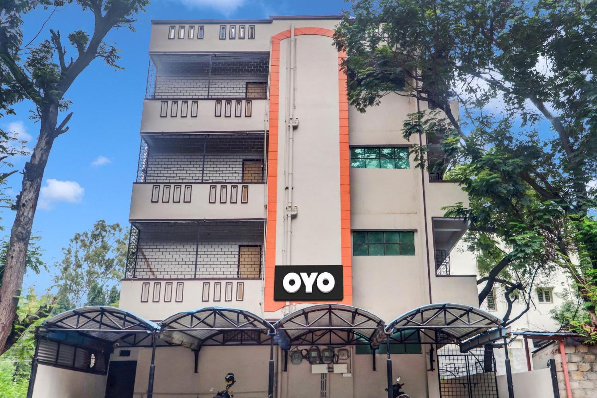 Hotel O S Grand Residency 3*