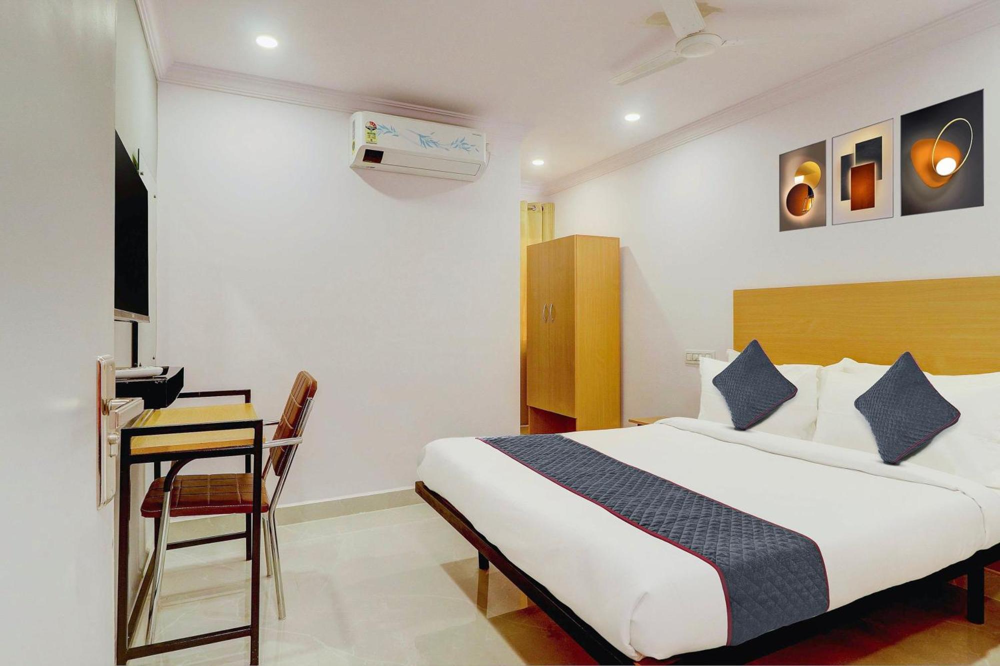 Super Townhouse Sr Nagar Rcc Premier