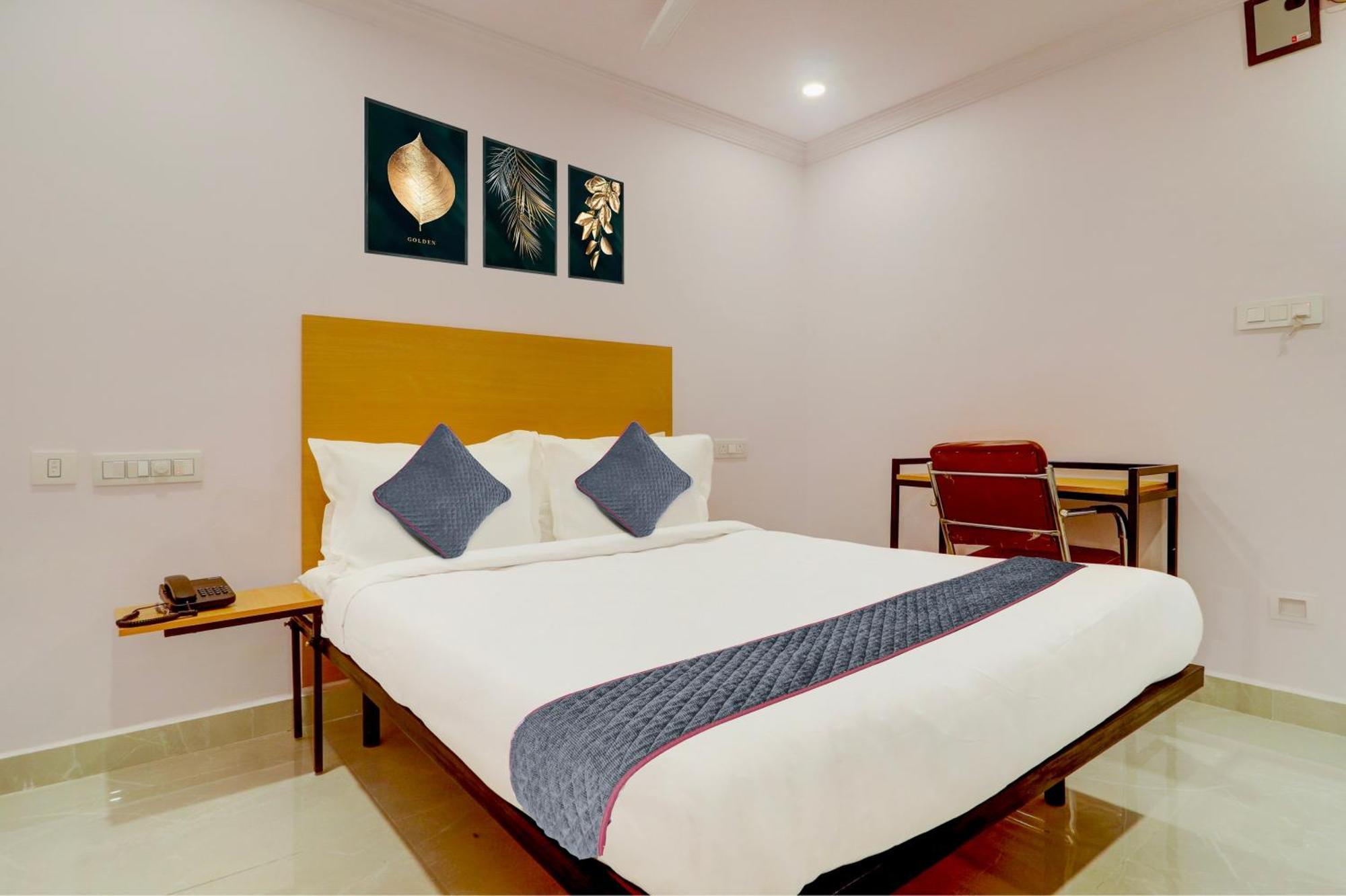 Hotel Super Townhouse Sr Nagar Rcc Premier 4*