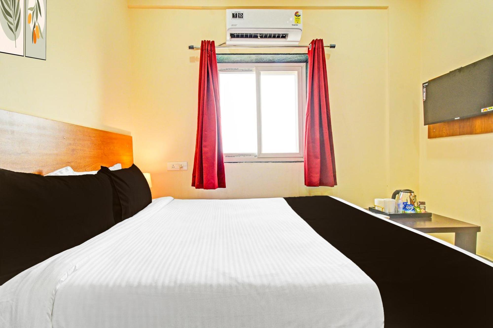 Hotel O Vaishnavi Grand
