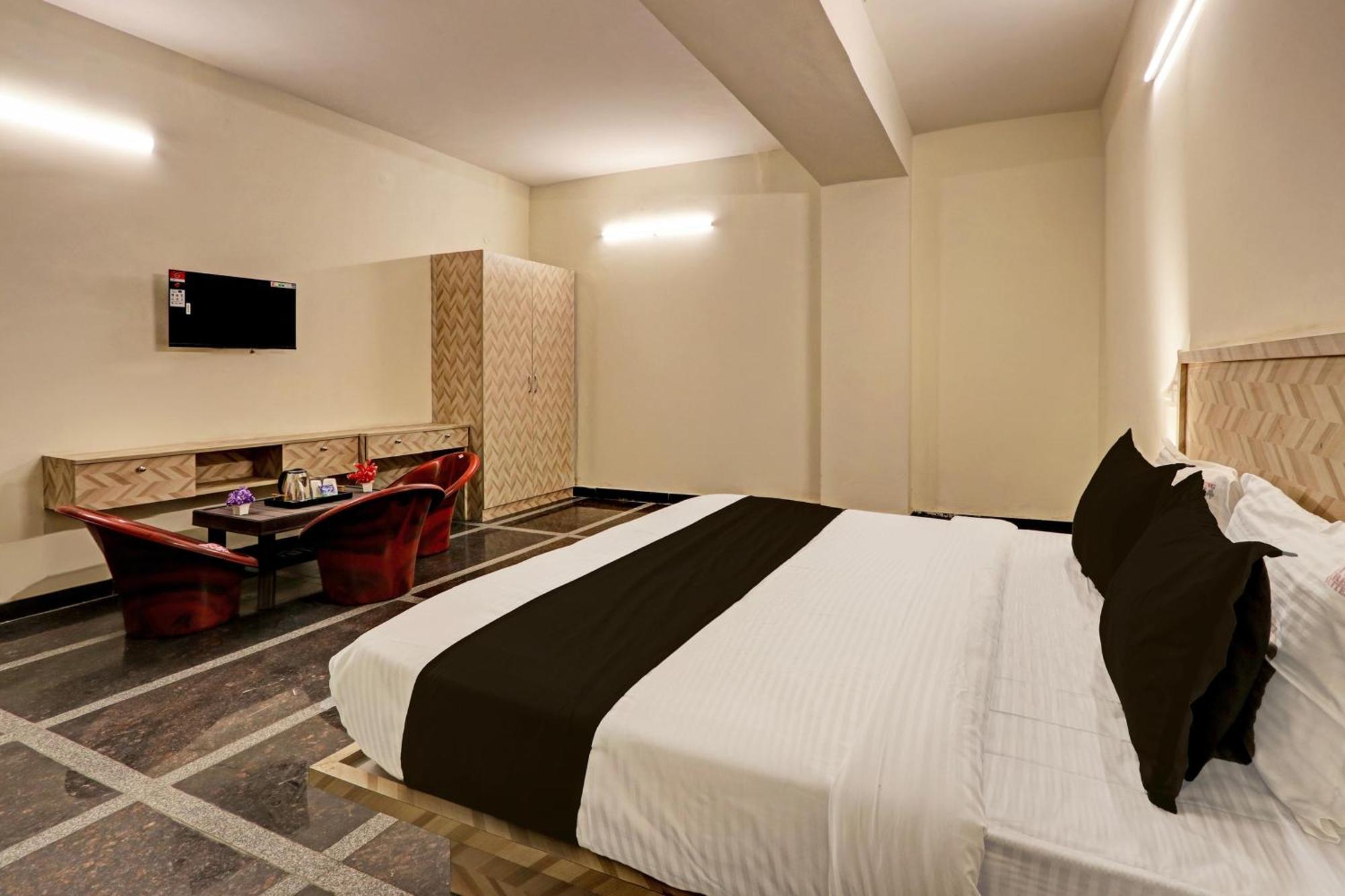 O Living Tree Hotel Hyderabad