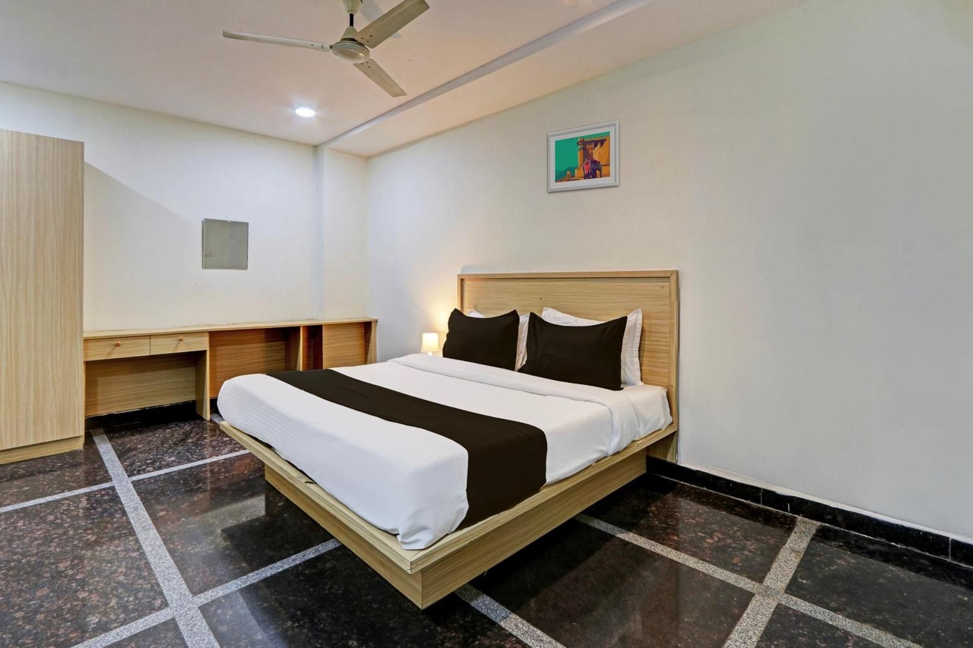 O Living Tree Hotel 4*