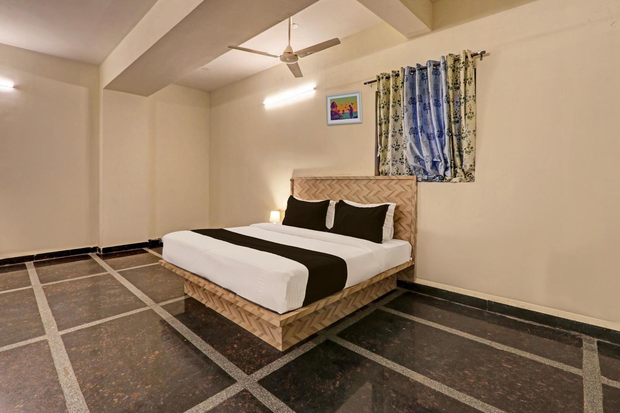 O Living Tree Hotel 4*