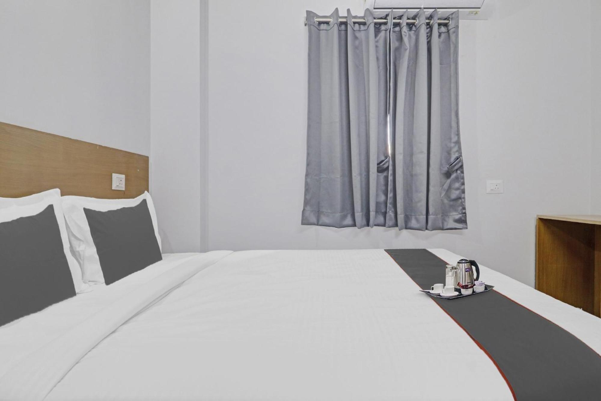 Collection O Golden Dreams 3* Hyderabad