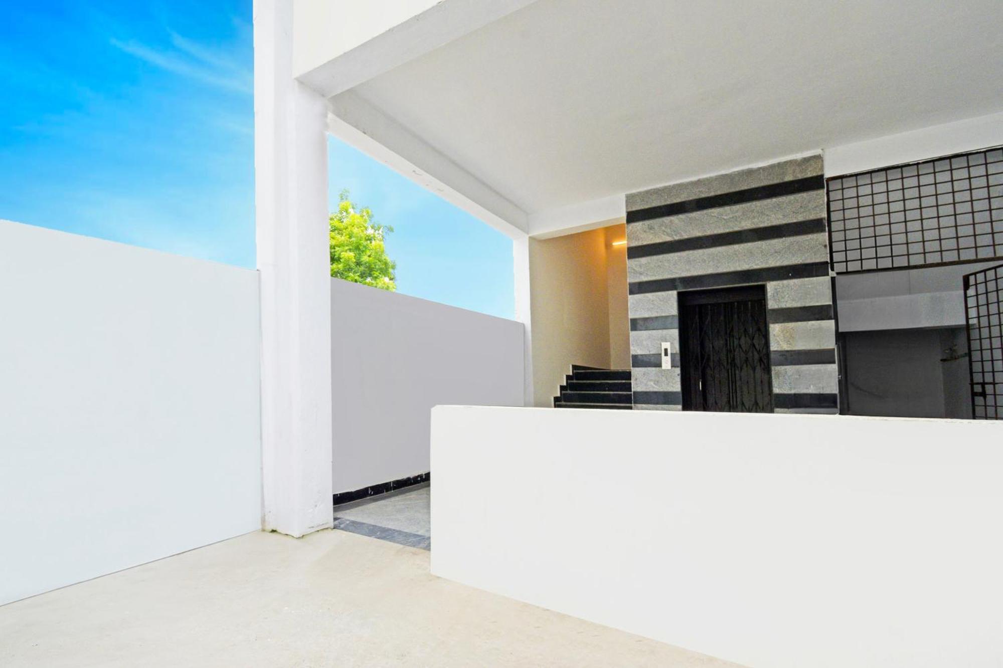 O Malani 3* Hyderabad