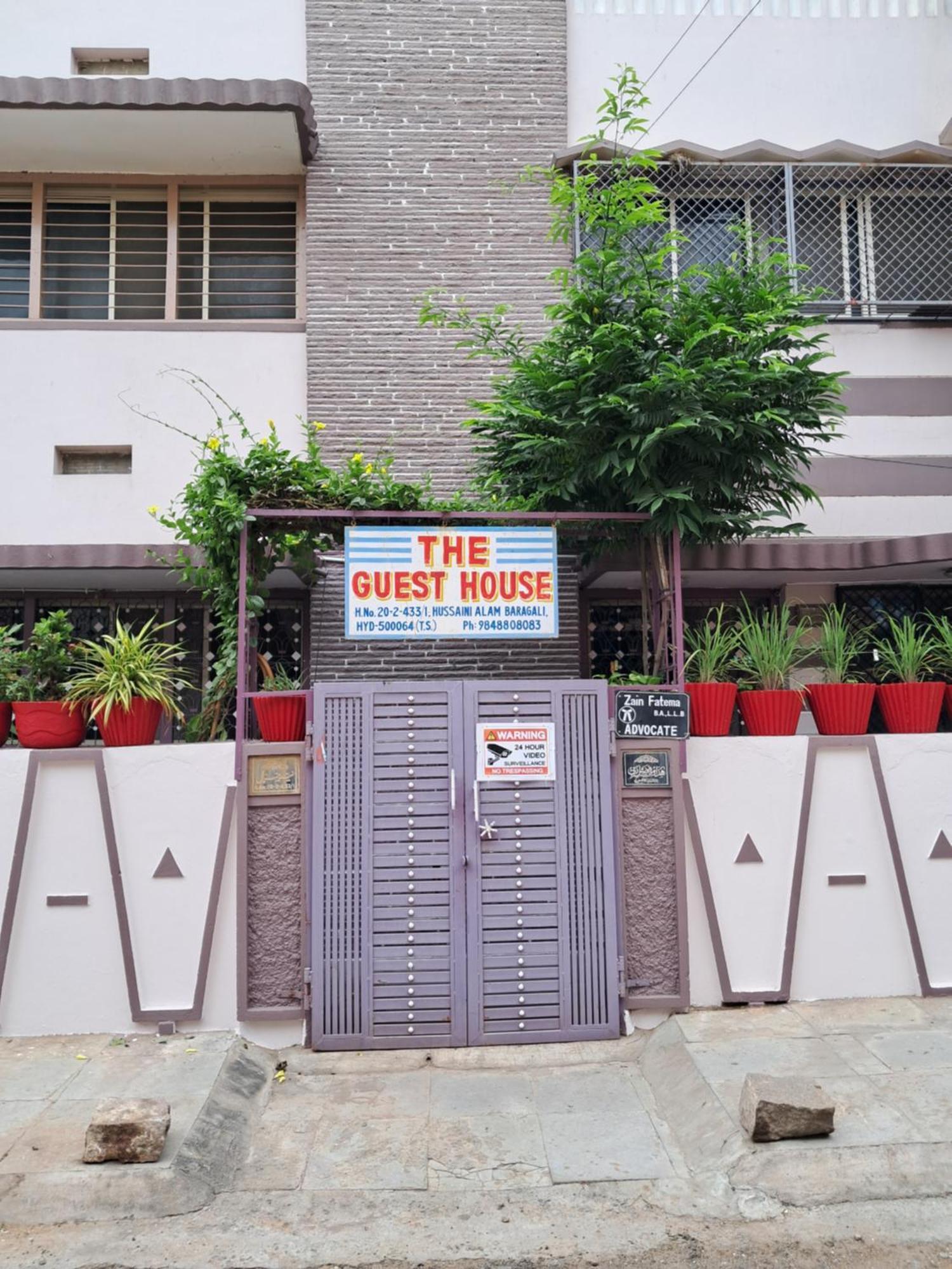 1 For 4 Guests Or 2 Bhk For 4 To 10 Guests With Ac For Families Apartamento Hyderabad
