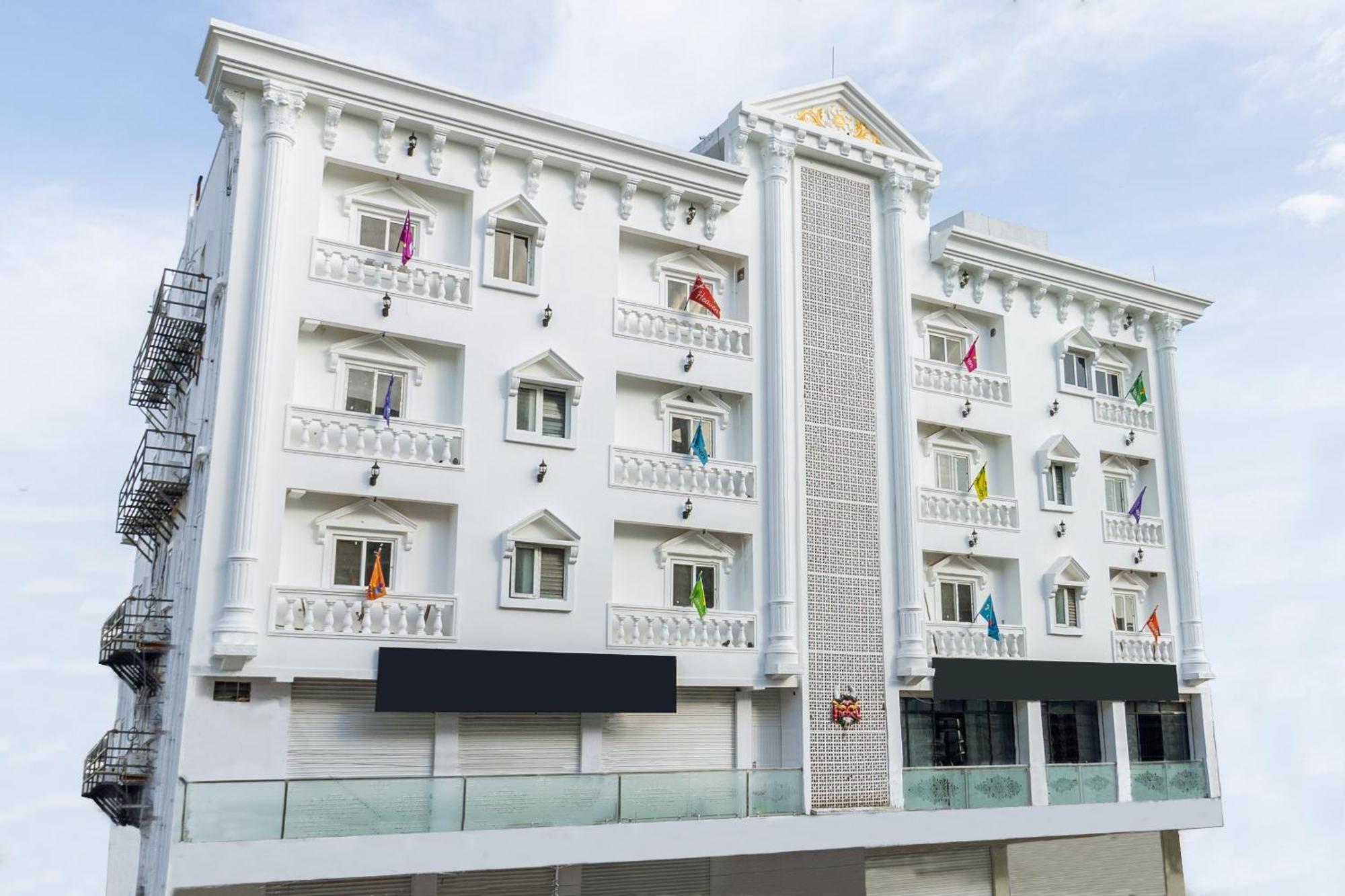 Treebo Seventh Heaven Kukatpally 3* Hyderabad