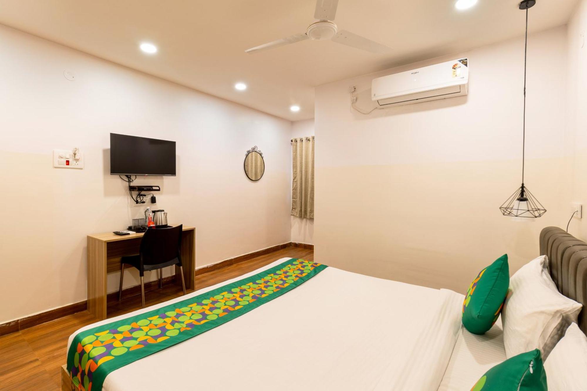 Treebo Seventh Heaven Kukatpally Hotel 3*