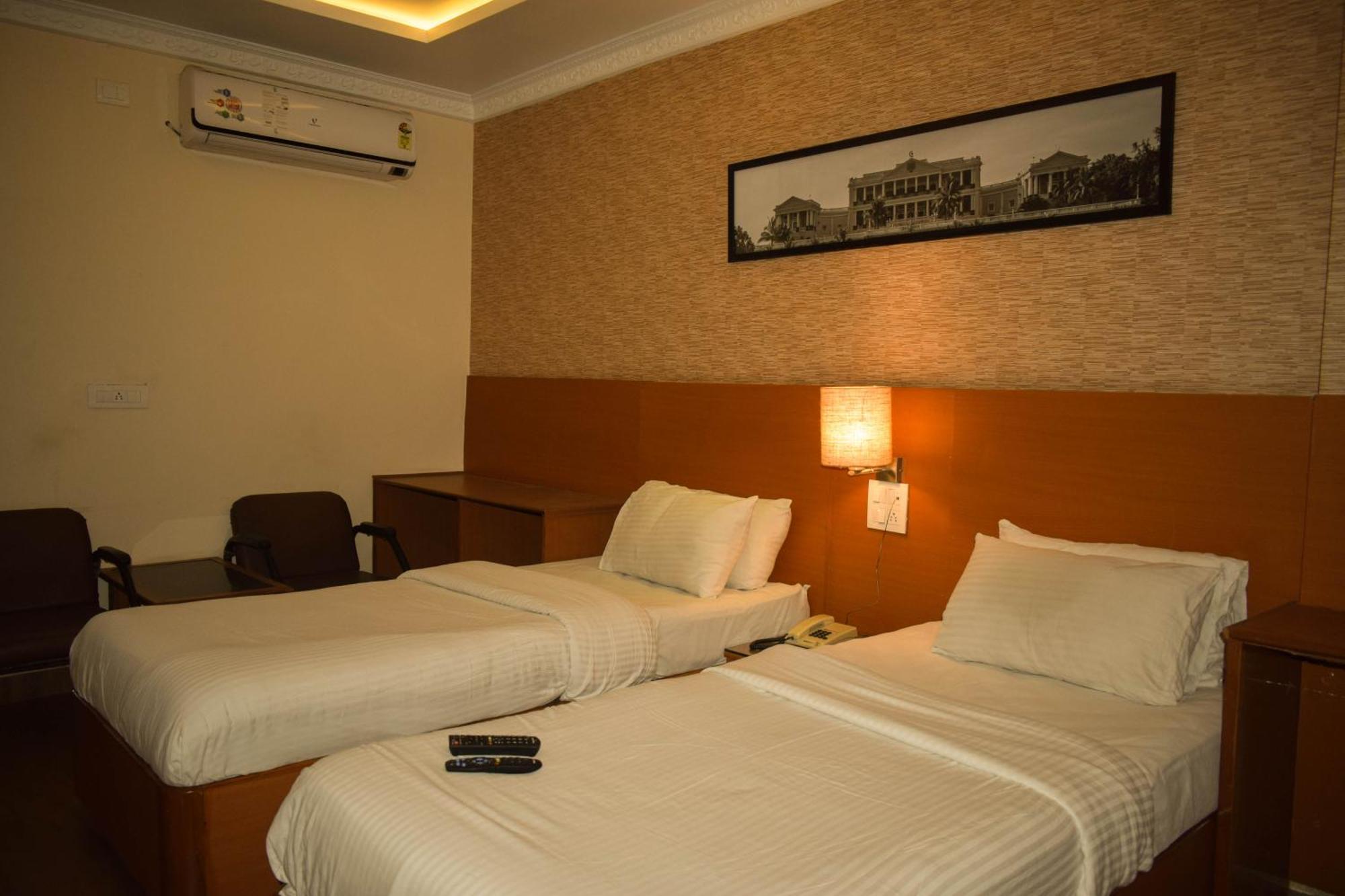 Hotel Gayathri Hyderabad