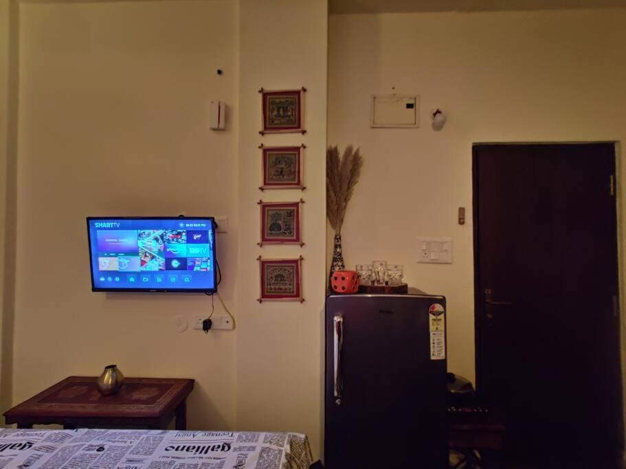 Private 1br- House Of Arts - Ankani Staay Hyderabad