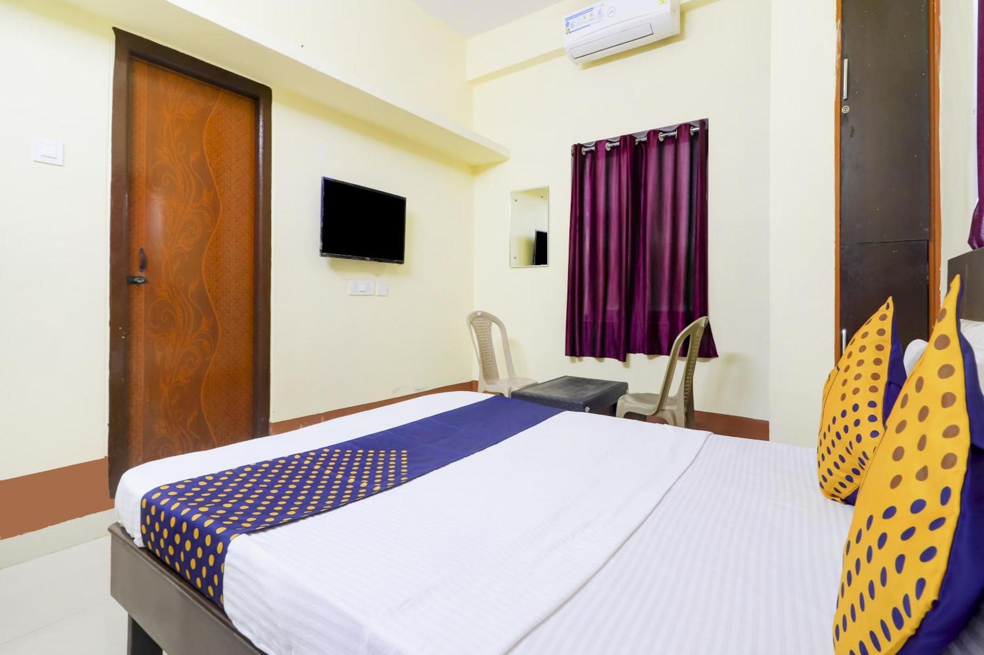 Hotel O Srinidhi Near Bharat Nagar Metro Station
