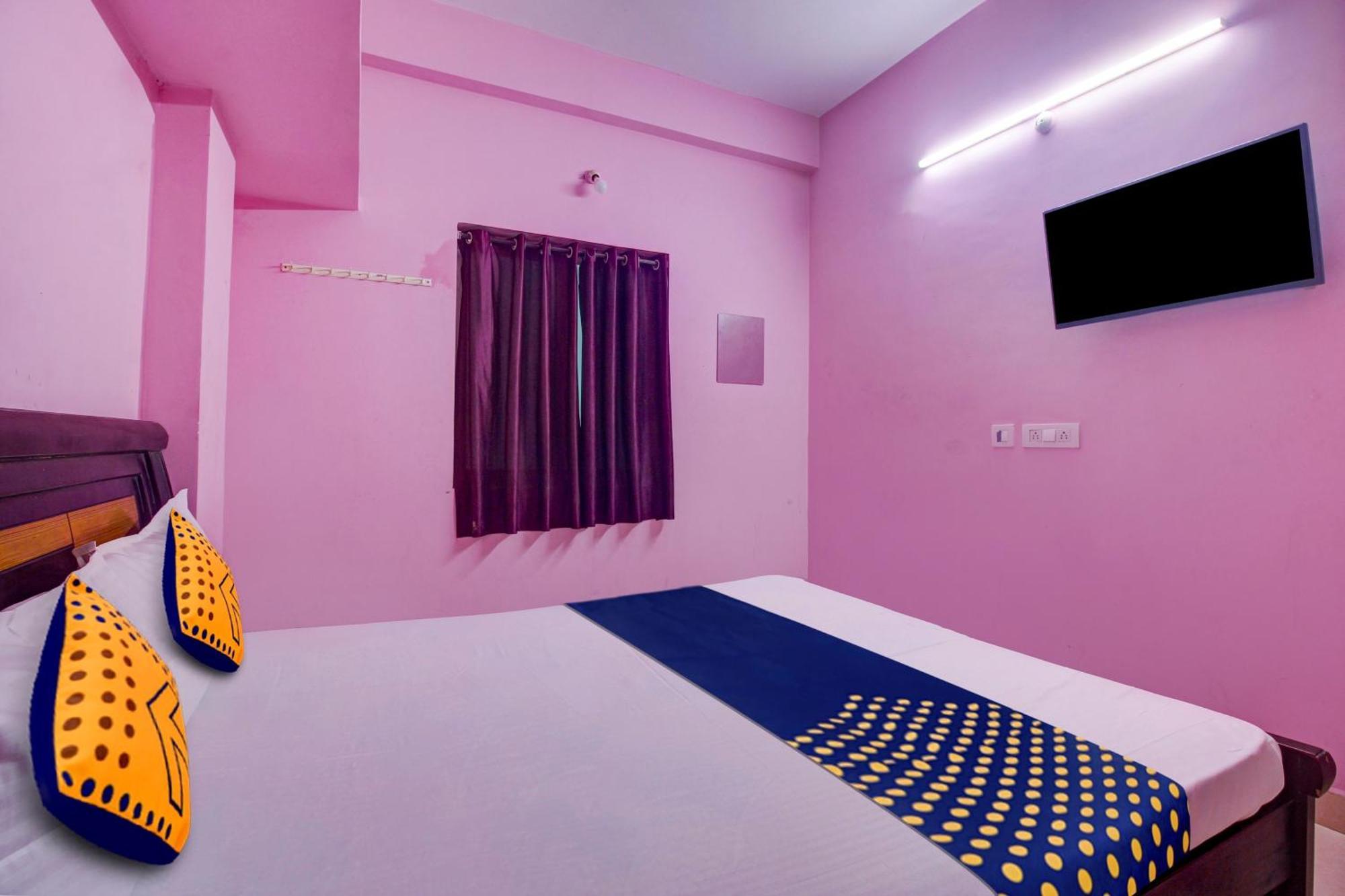 Hotel Spot On Sankalp Residency