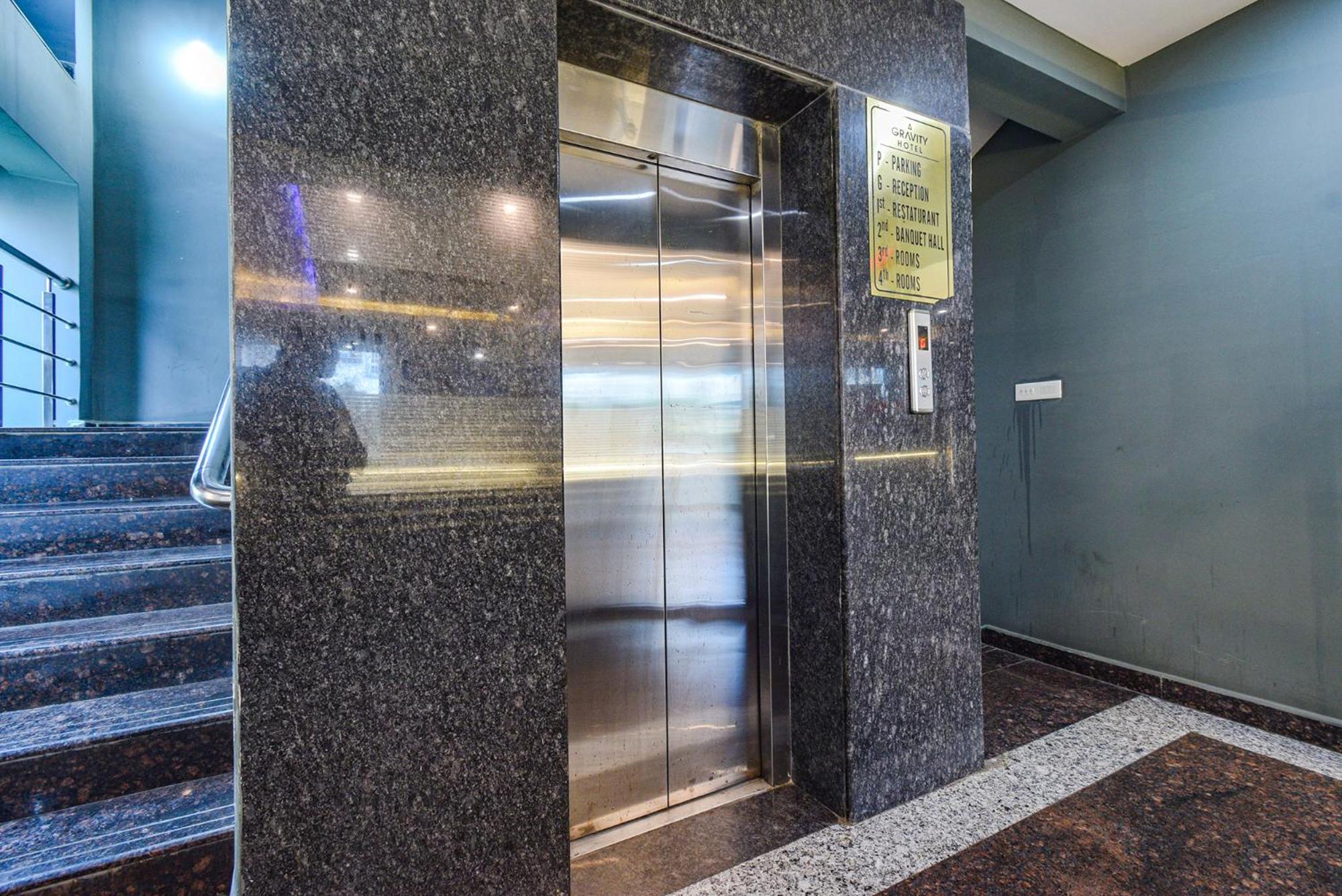 Fabhotel Broholic Prime - Kukatpally - Nr Nexus Mall 3*