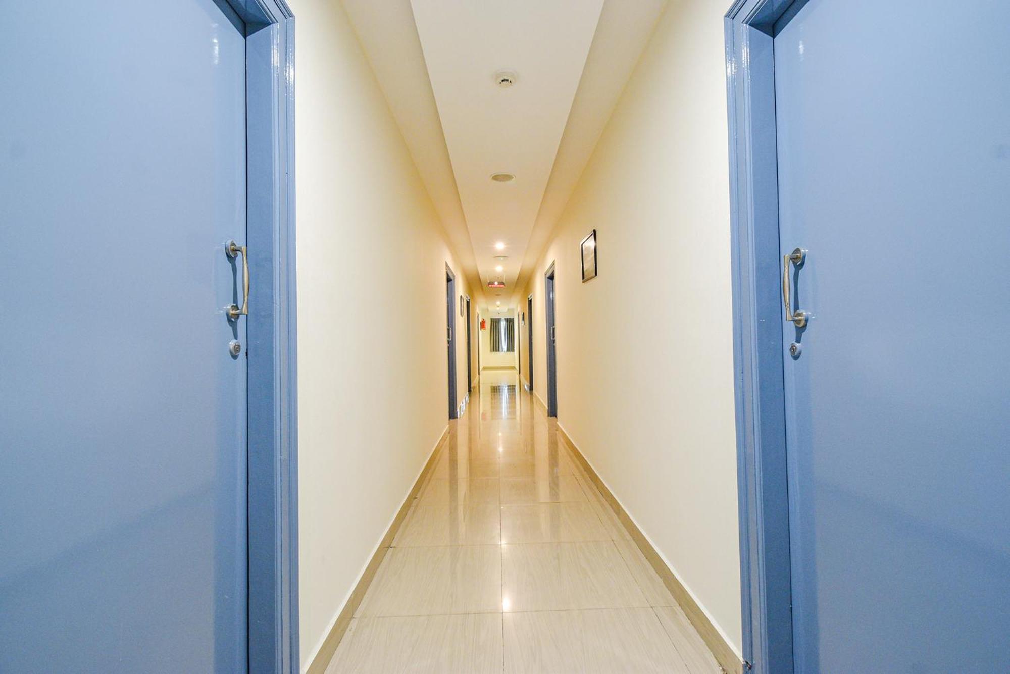 Fabhotel Broholic Prime - Kukatpally - Nr Nexus Mall Hotel 3*