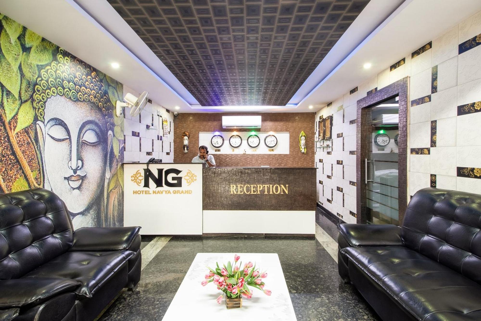 Capital O Sri Navya Grand Near Nexus Hotel 3*