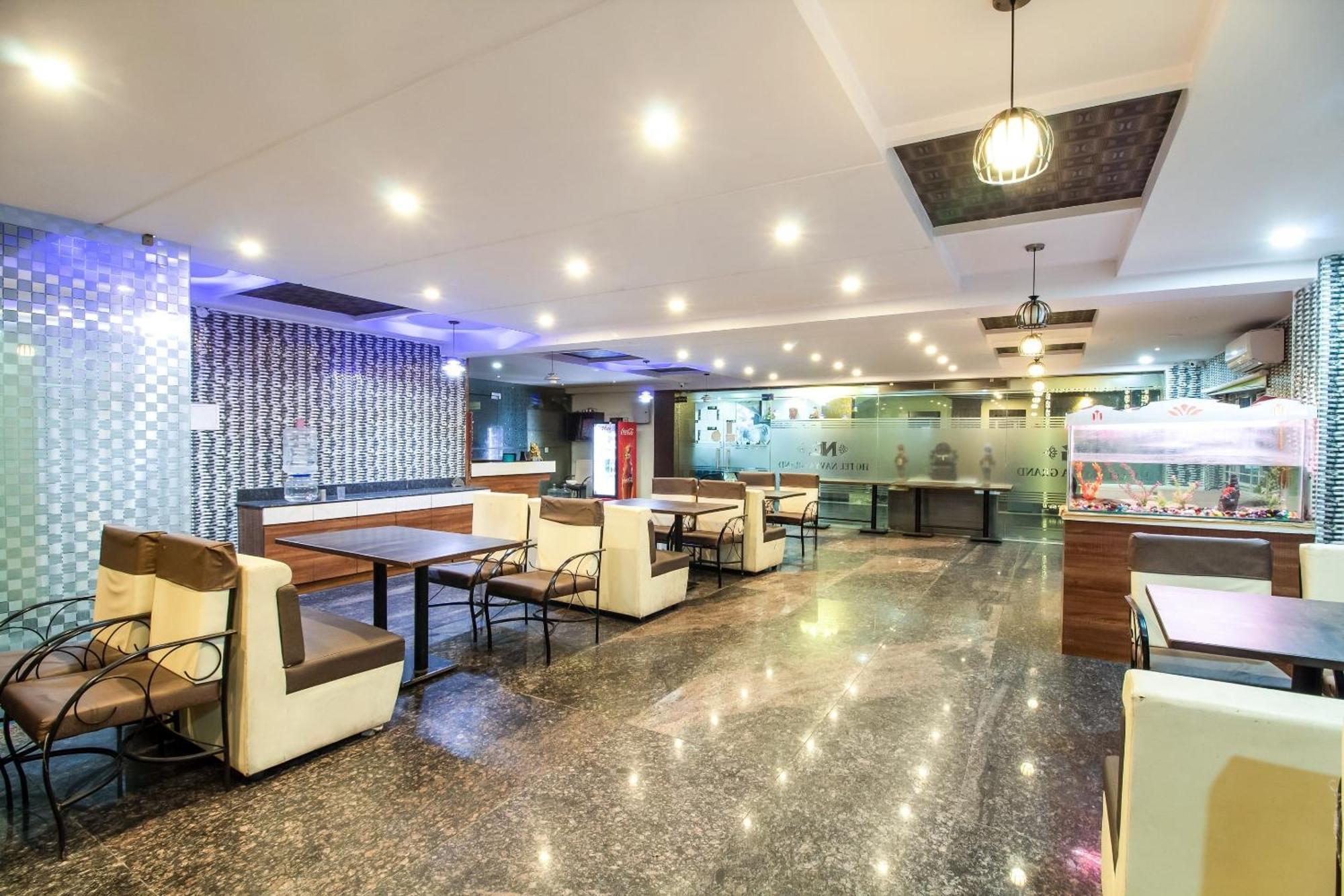 Hotel Capital O Sri Navya Grand Near Nexus 3*