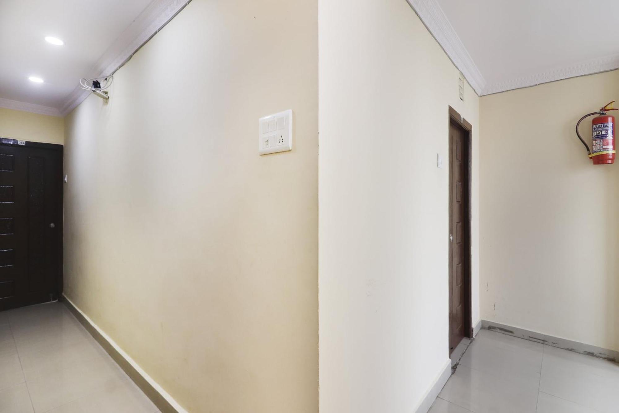 O Sai Pariwar Near Snow World 4* Hyderabad