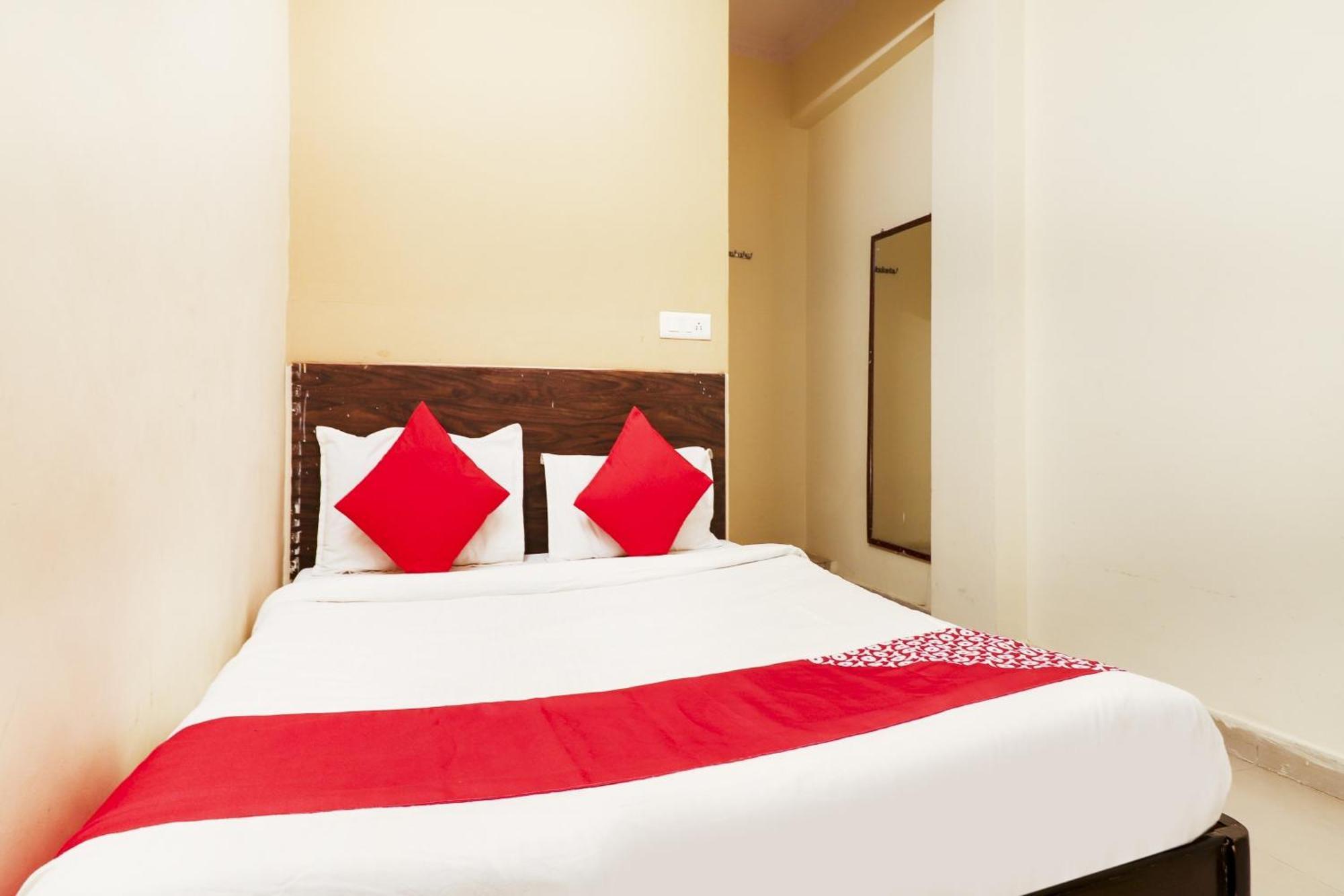 Hotel O Sai Pariwar Near Snow World