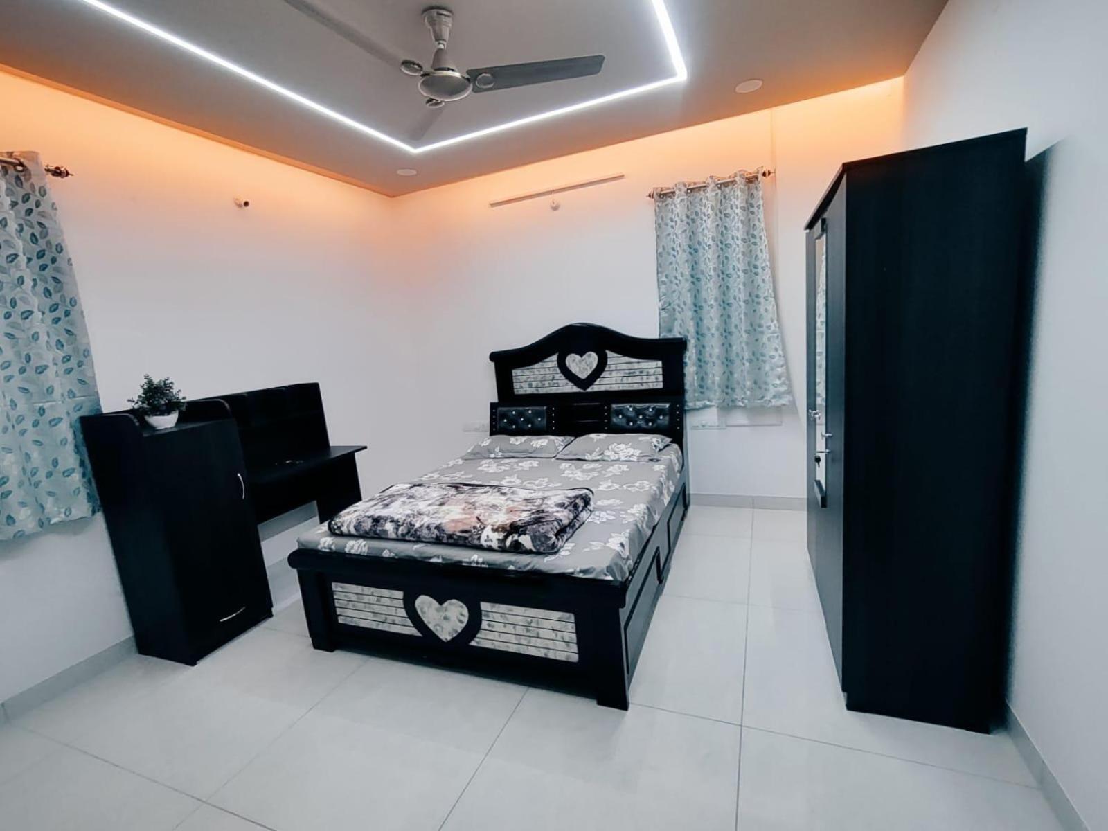 Apartment Zenith Paradise-luxurious 3br Hyderabad